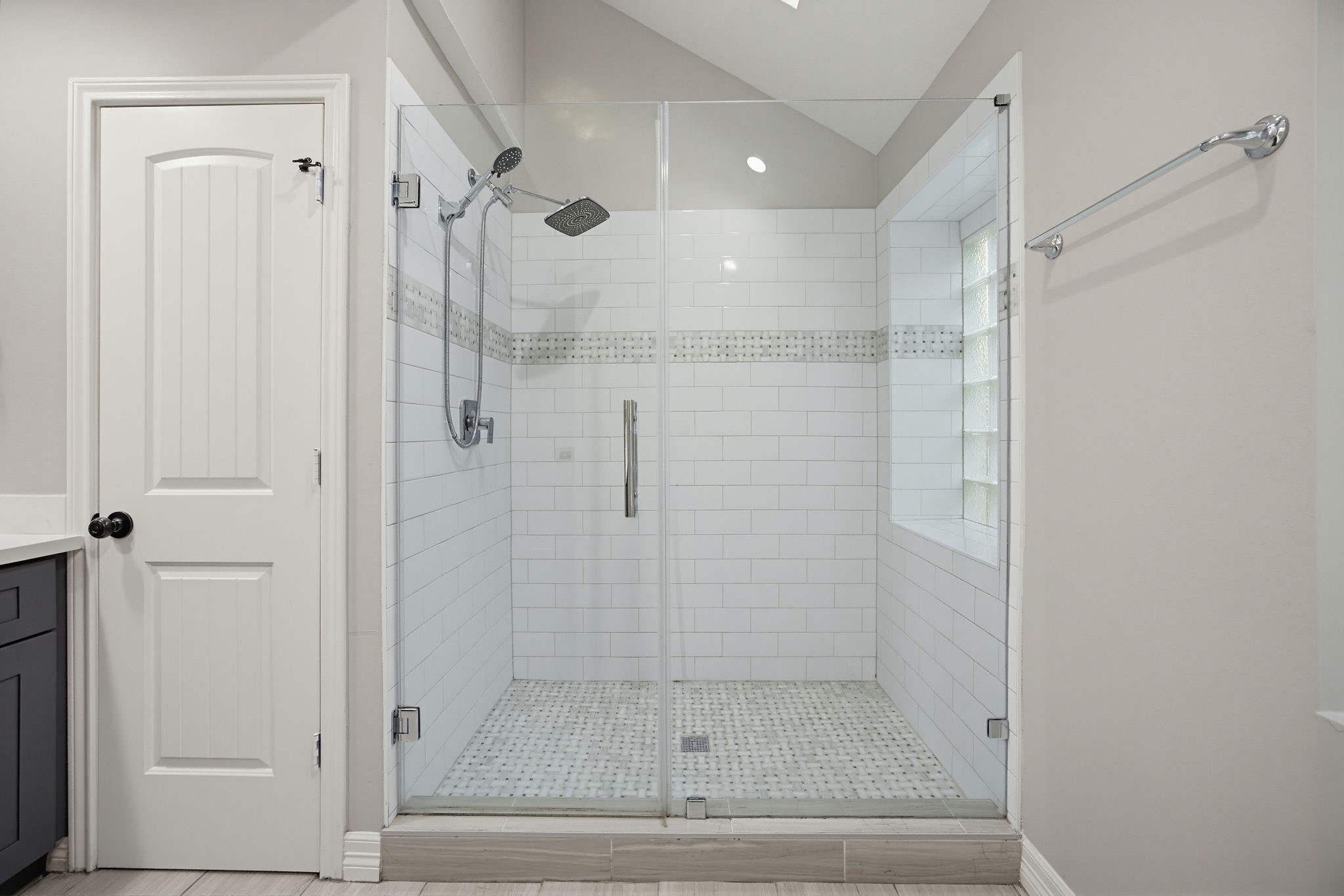 8015 Ash Valley Drive, Spring, TX 77379
