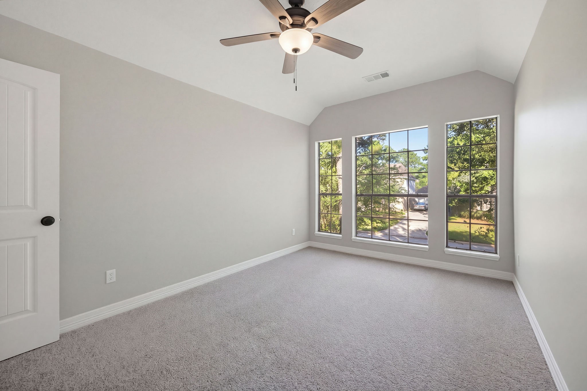 8015 Ash Valley Drive, Spring, TX 77379