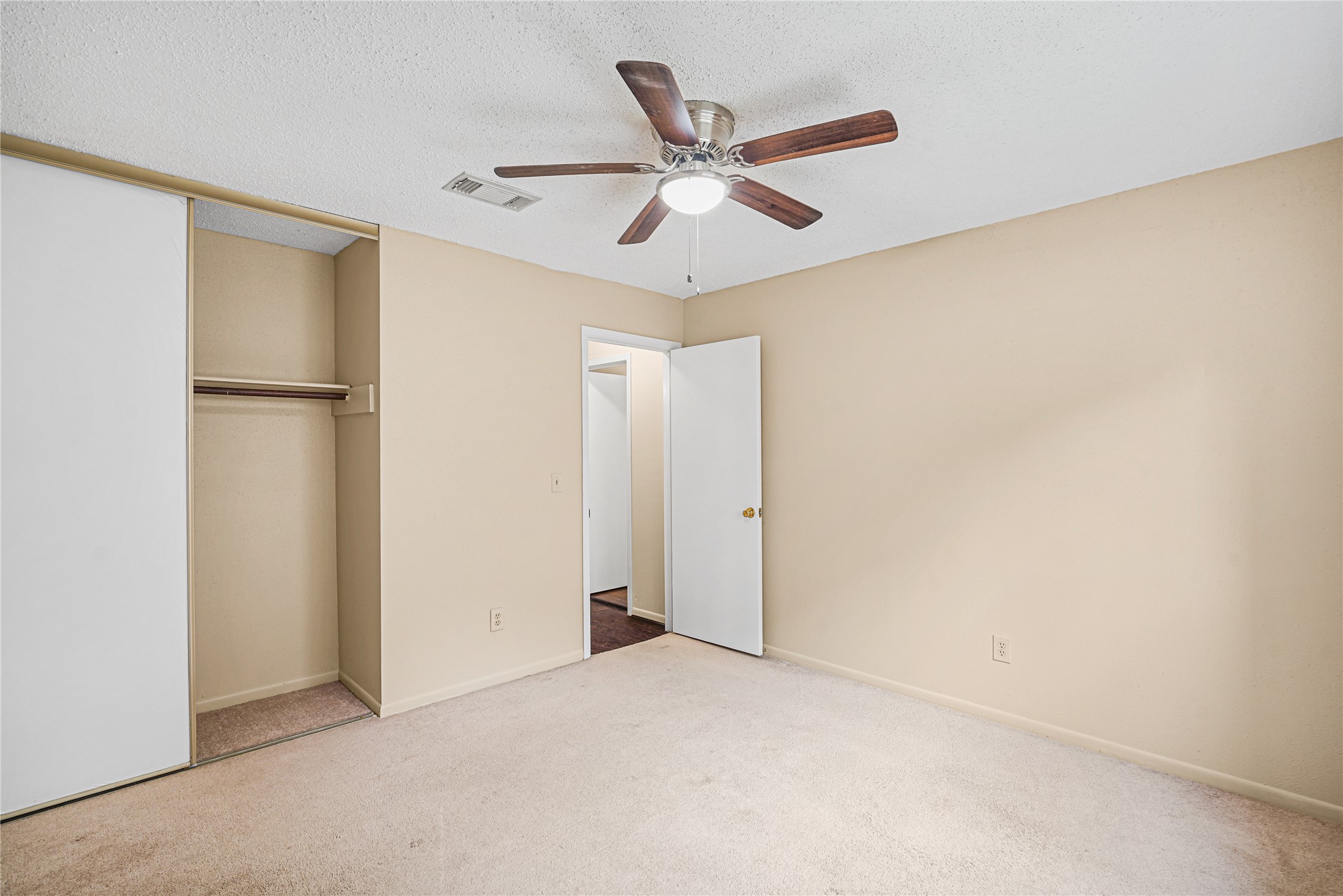 12007 Yearling Drive, Houston, TX 77065 12007 Yearling Drive, Houston, TX 77065