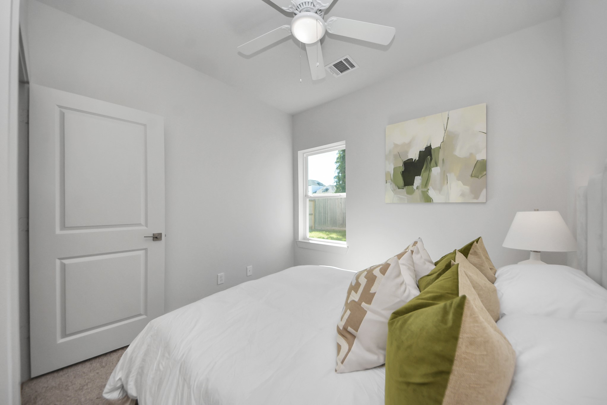 5250 Texas Street, Houston, TX 77011