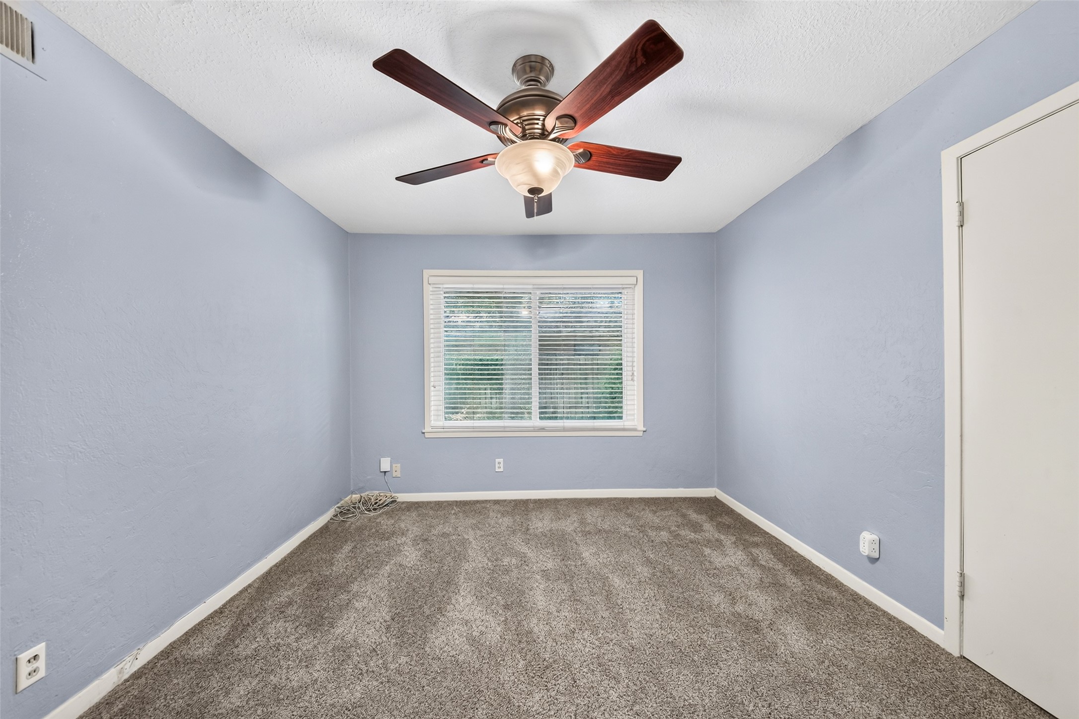 5262 Briarbend Drive, Houston, TX 77096