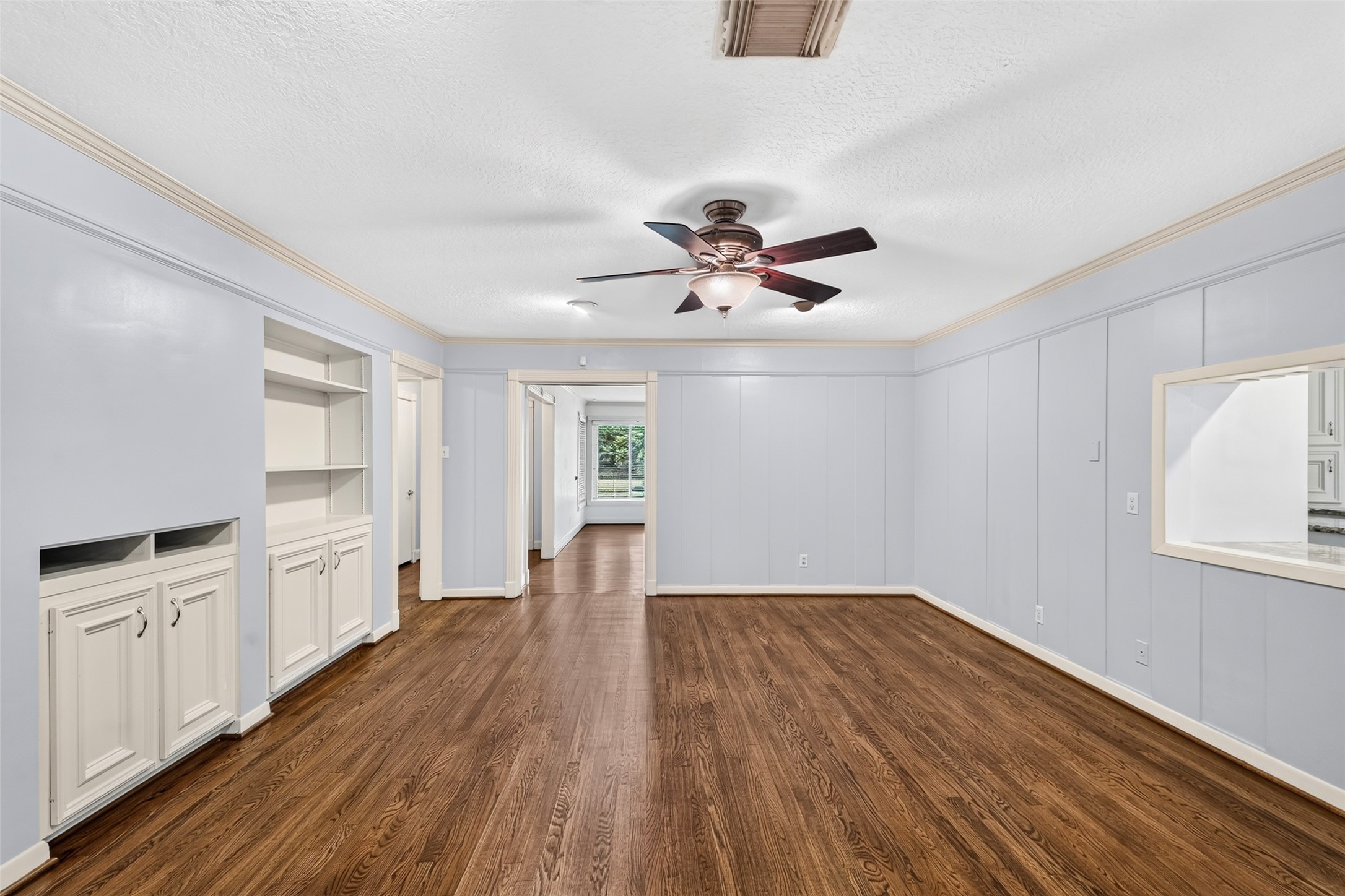5262 Briarbend Drive, Houston, TX 77096