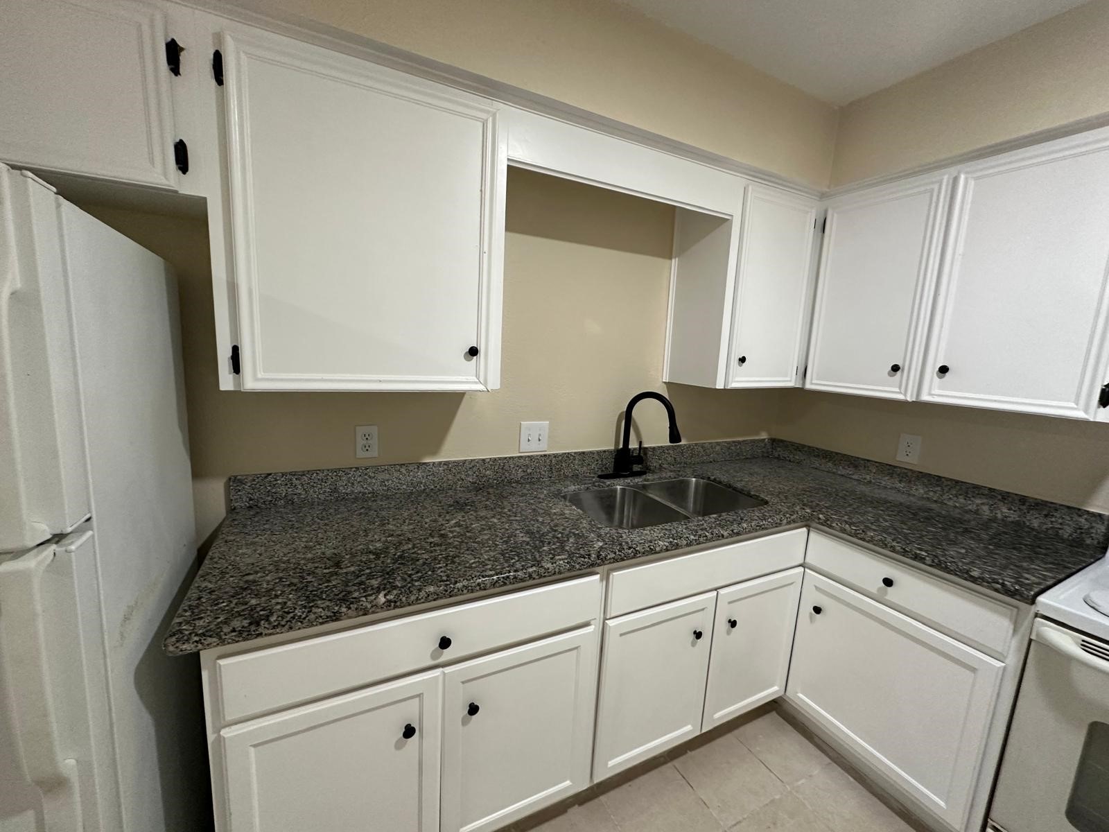 14407 Pine Street, Santa Fe, TX 77517
