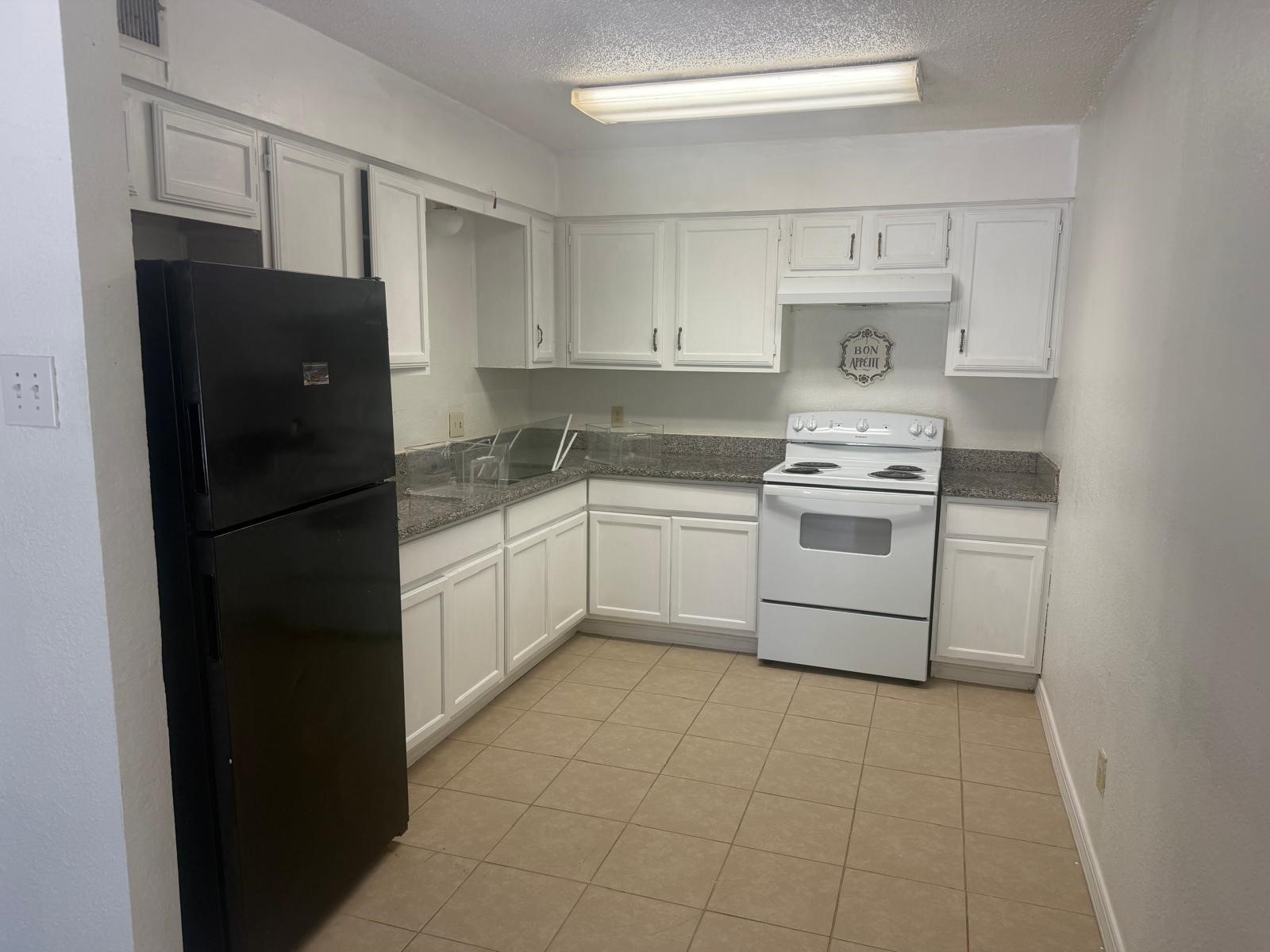 14407 Pine Street, Santa Fe, TX 77517
