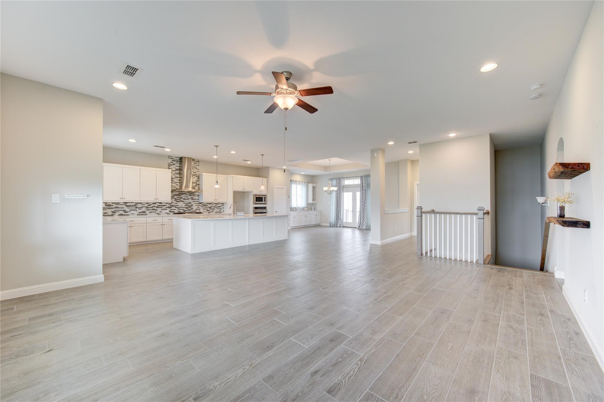 5126 Allen Cay Drive, Texas City, TX 77590