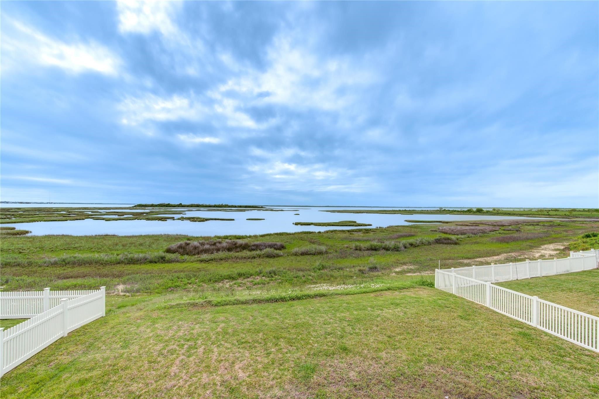 5126 Allen Cay Drive, Texas City, TX 77590
