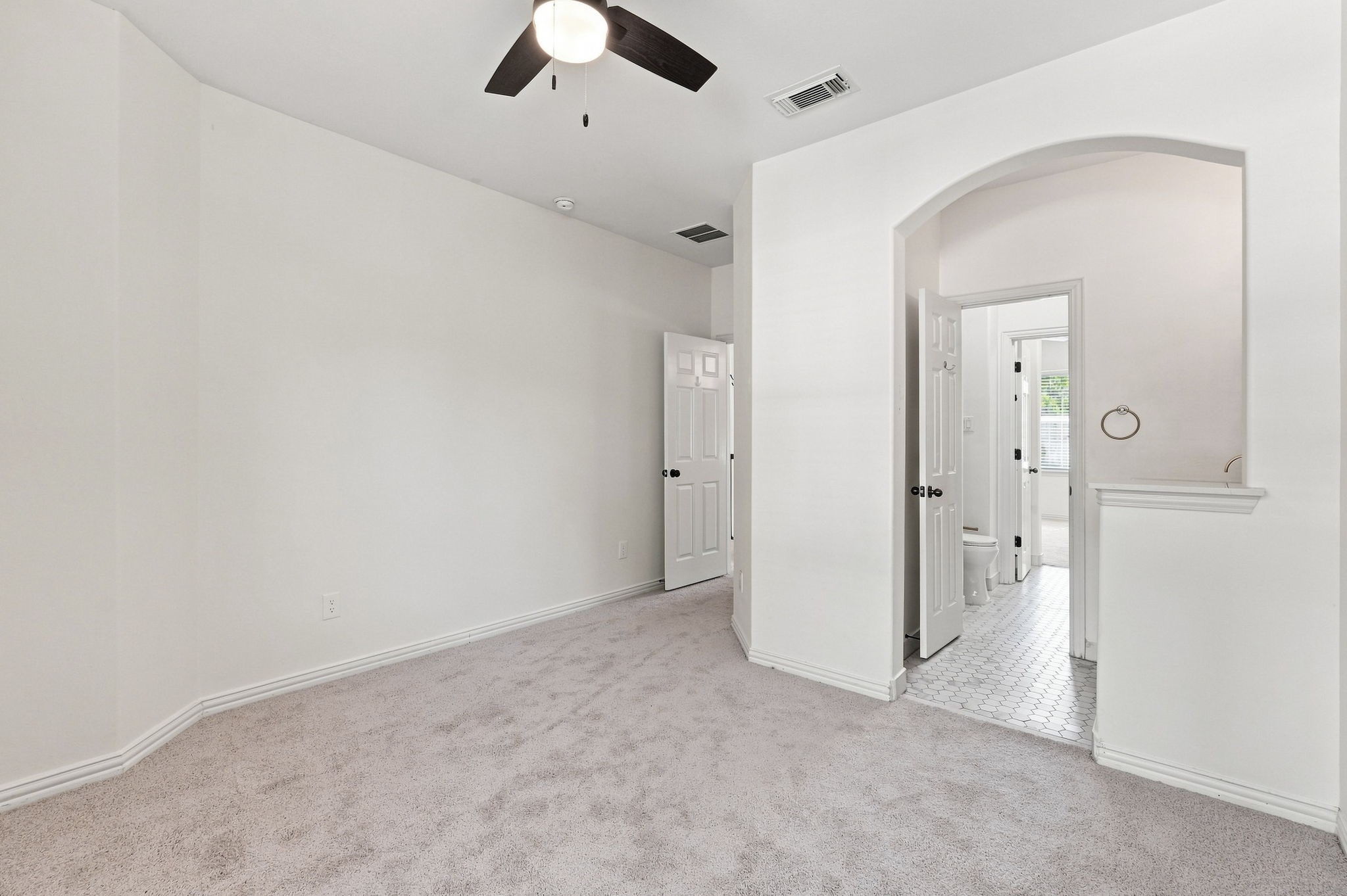 Secondary bedroom #2