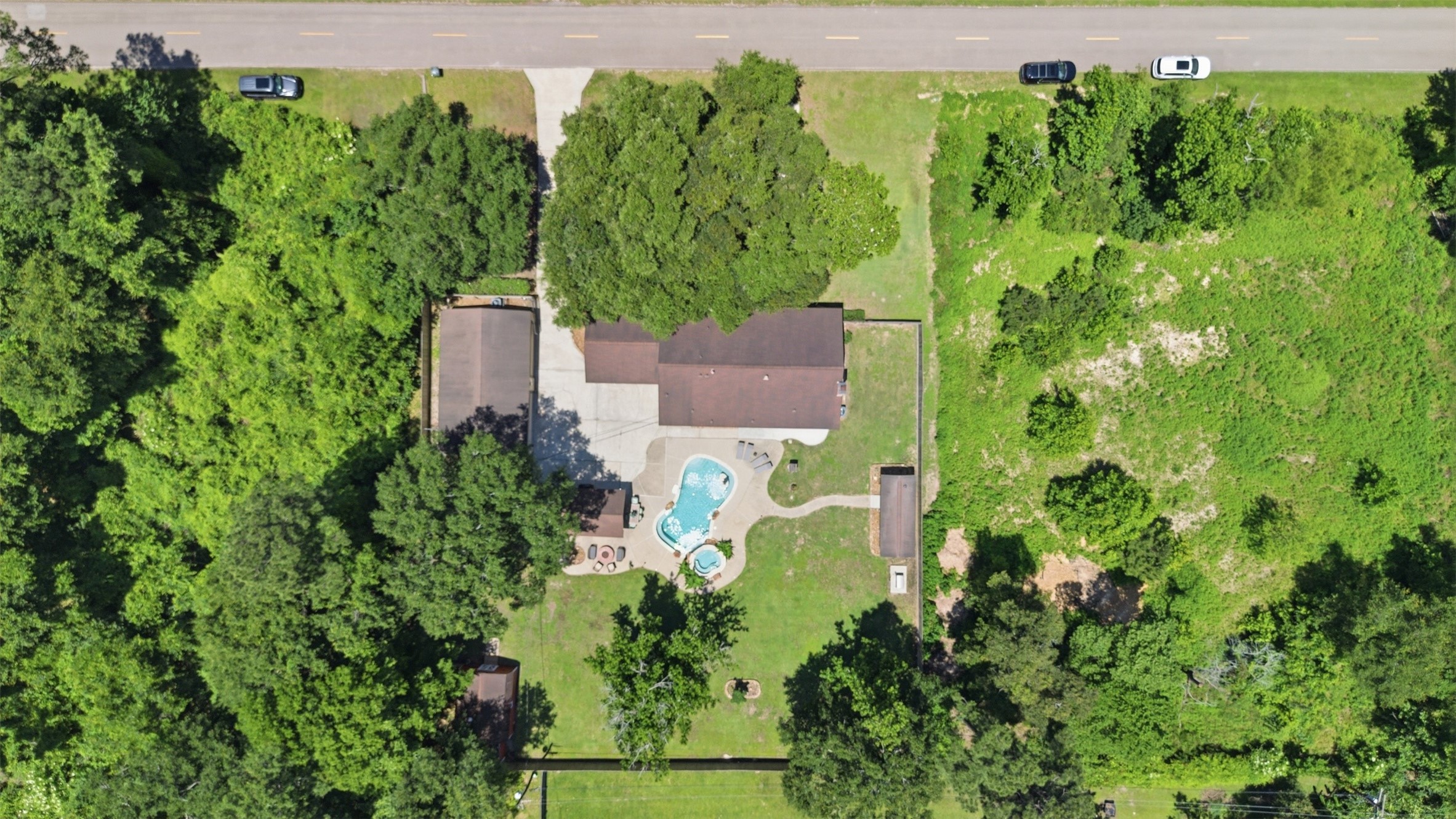 109 Riverbrook Drive, Conroe, TX 77385