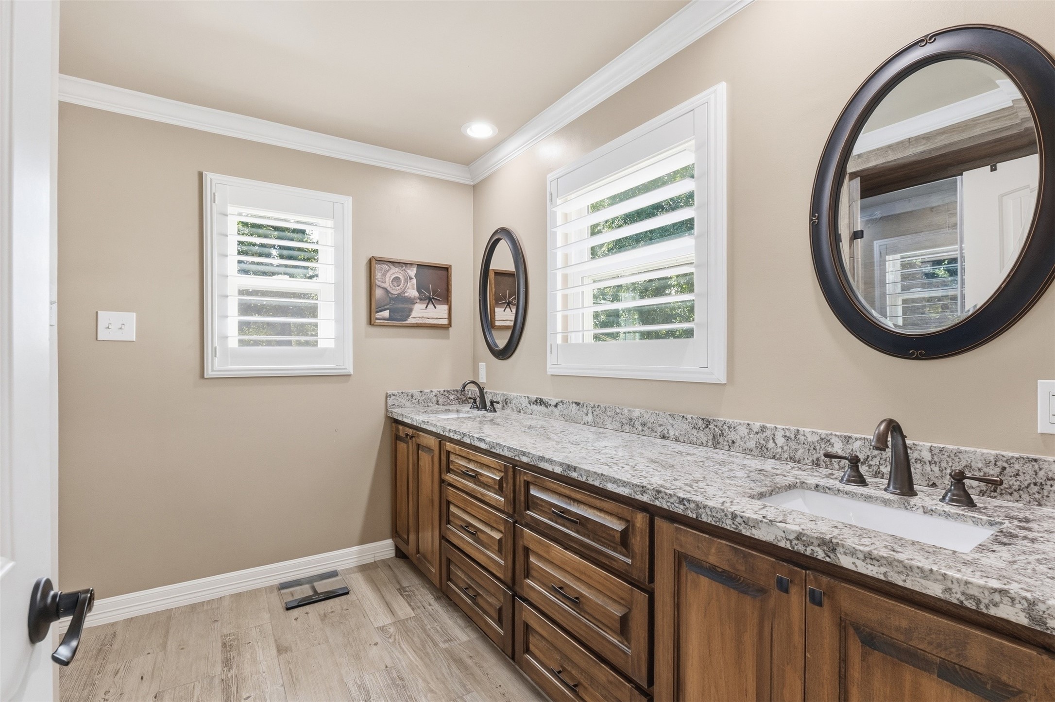 109 Riverbrook Drive, Conroe, TX 77385