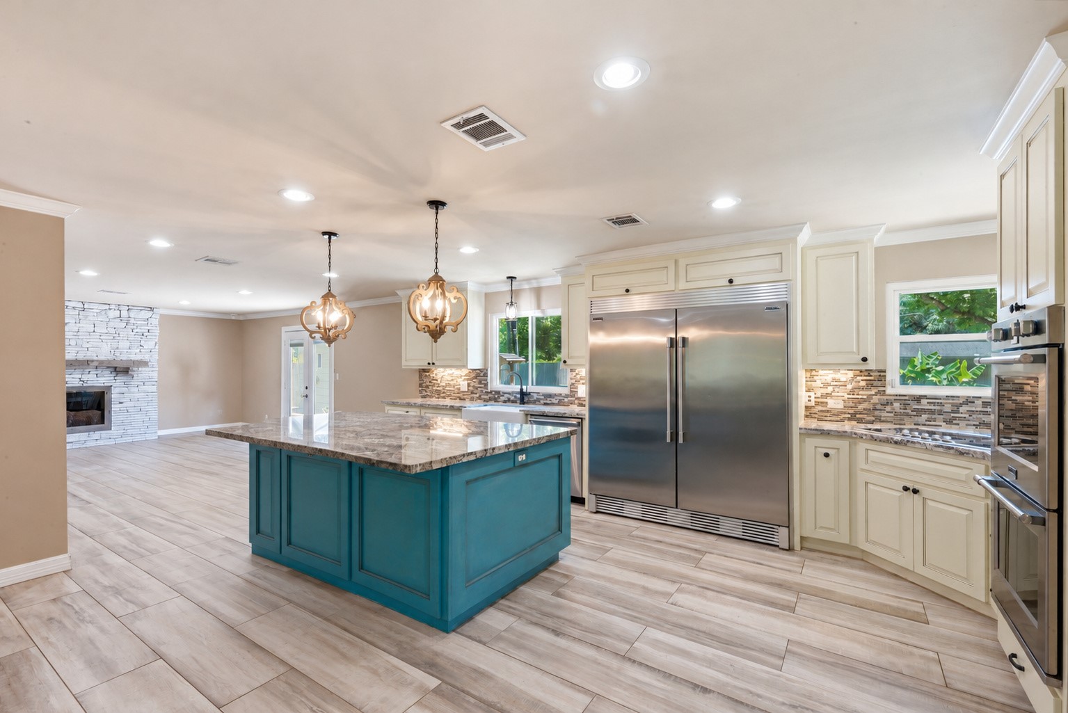 109 Riverbrook Drive, Conroe, TX 77385