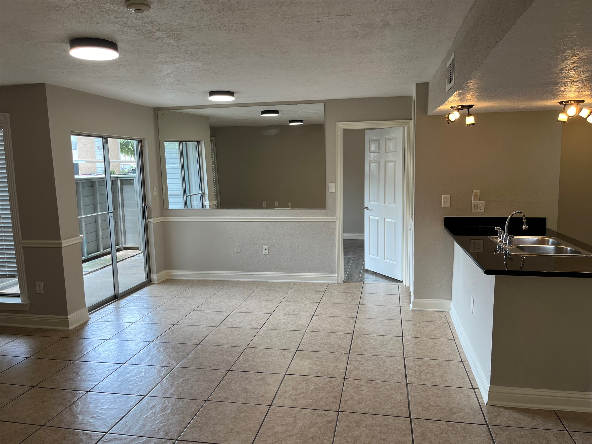 260 El Dorado Boulevard, #805, Houston, TX 77598