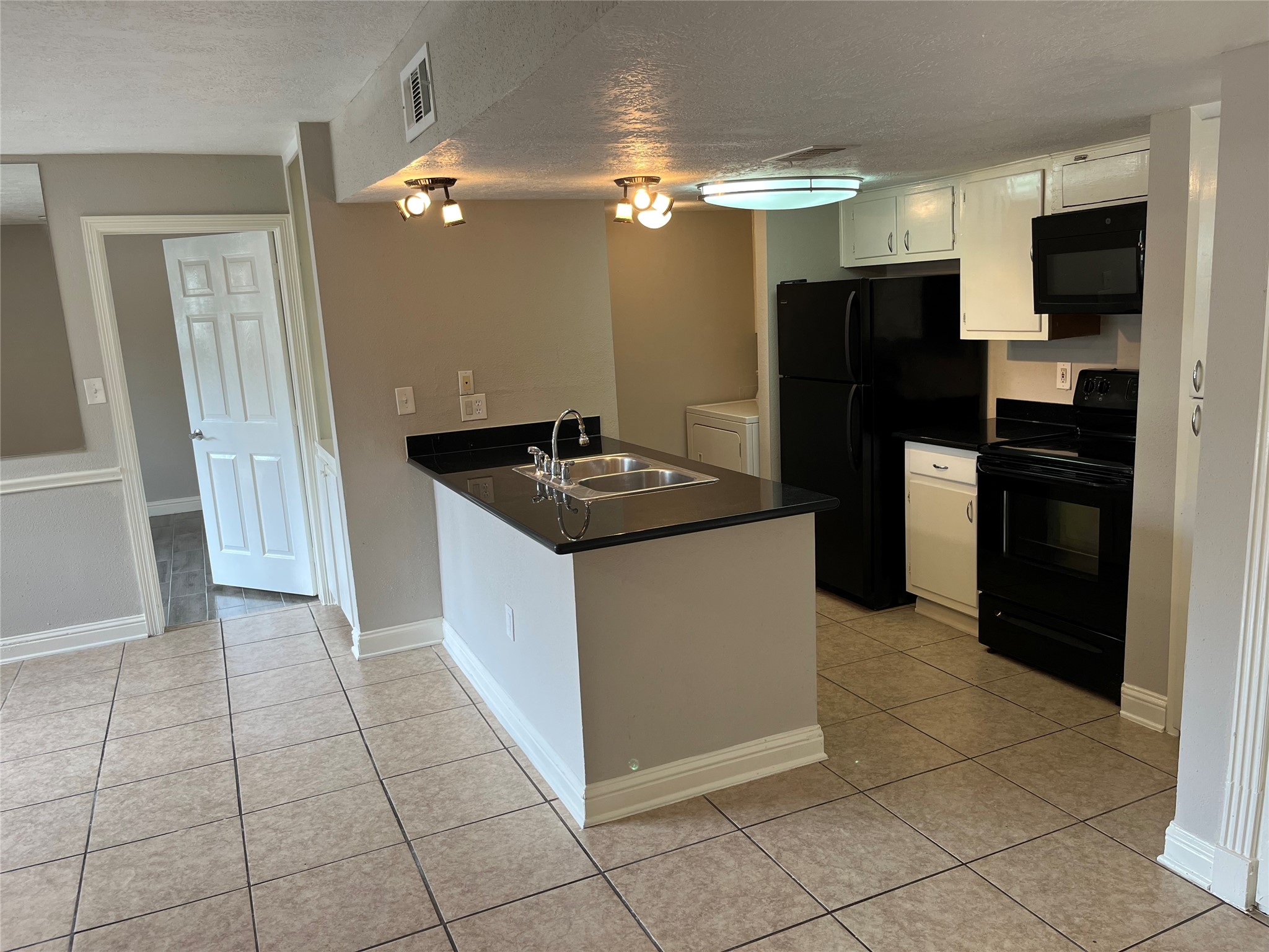260 El Dorado Boulevard, #805, Houston, TX 77598