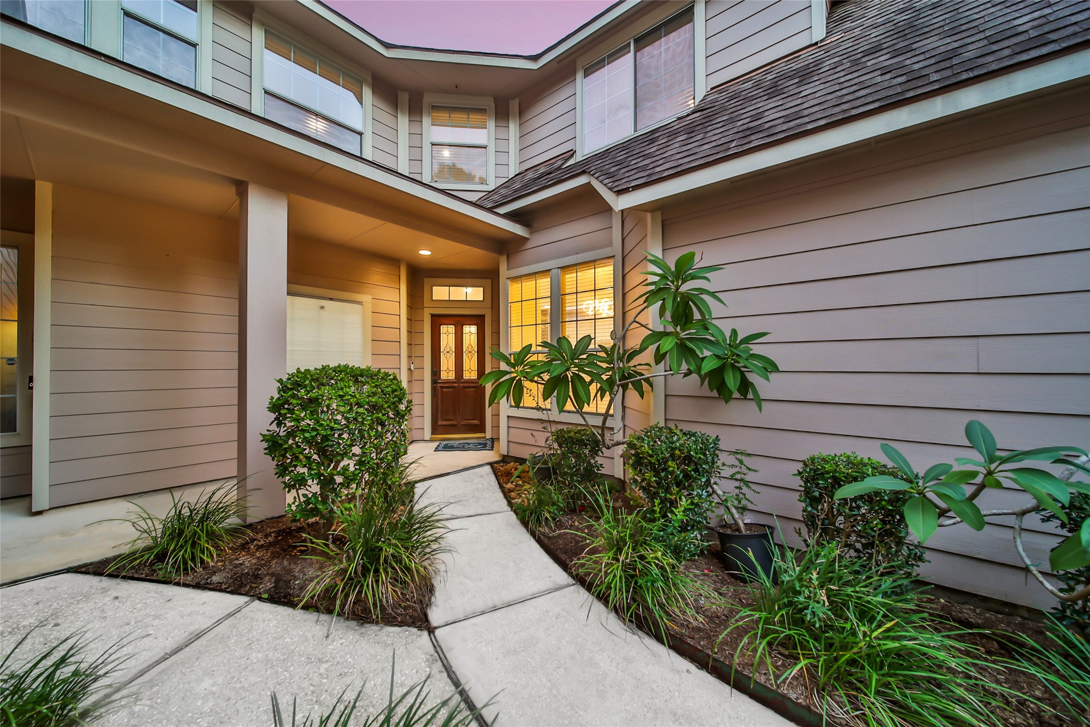 38 W Greenhill Terrace Place, Spring, TX 77382