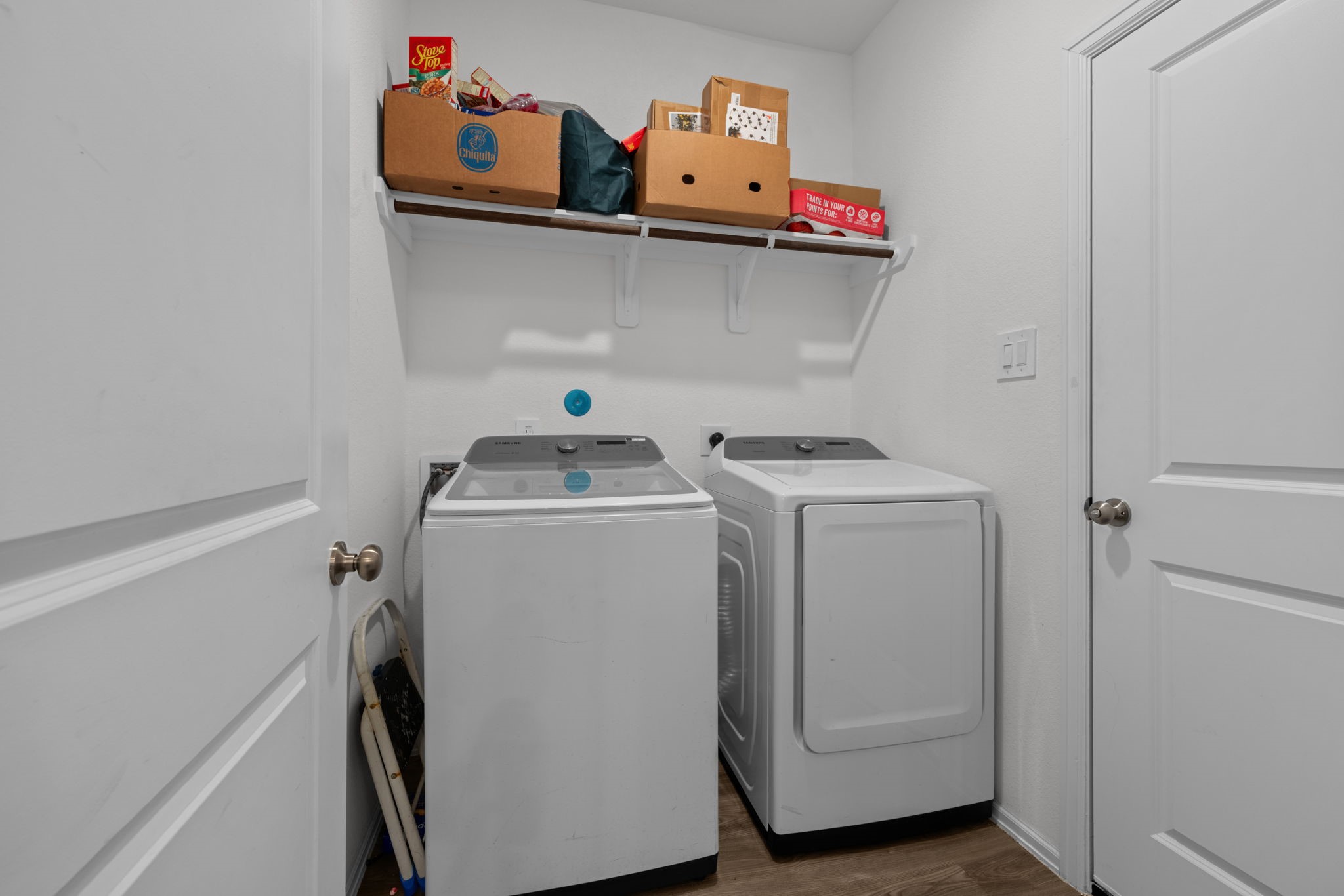 Actual laundry. Washer and dryer are excluded.