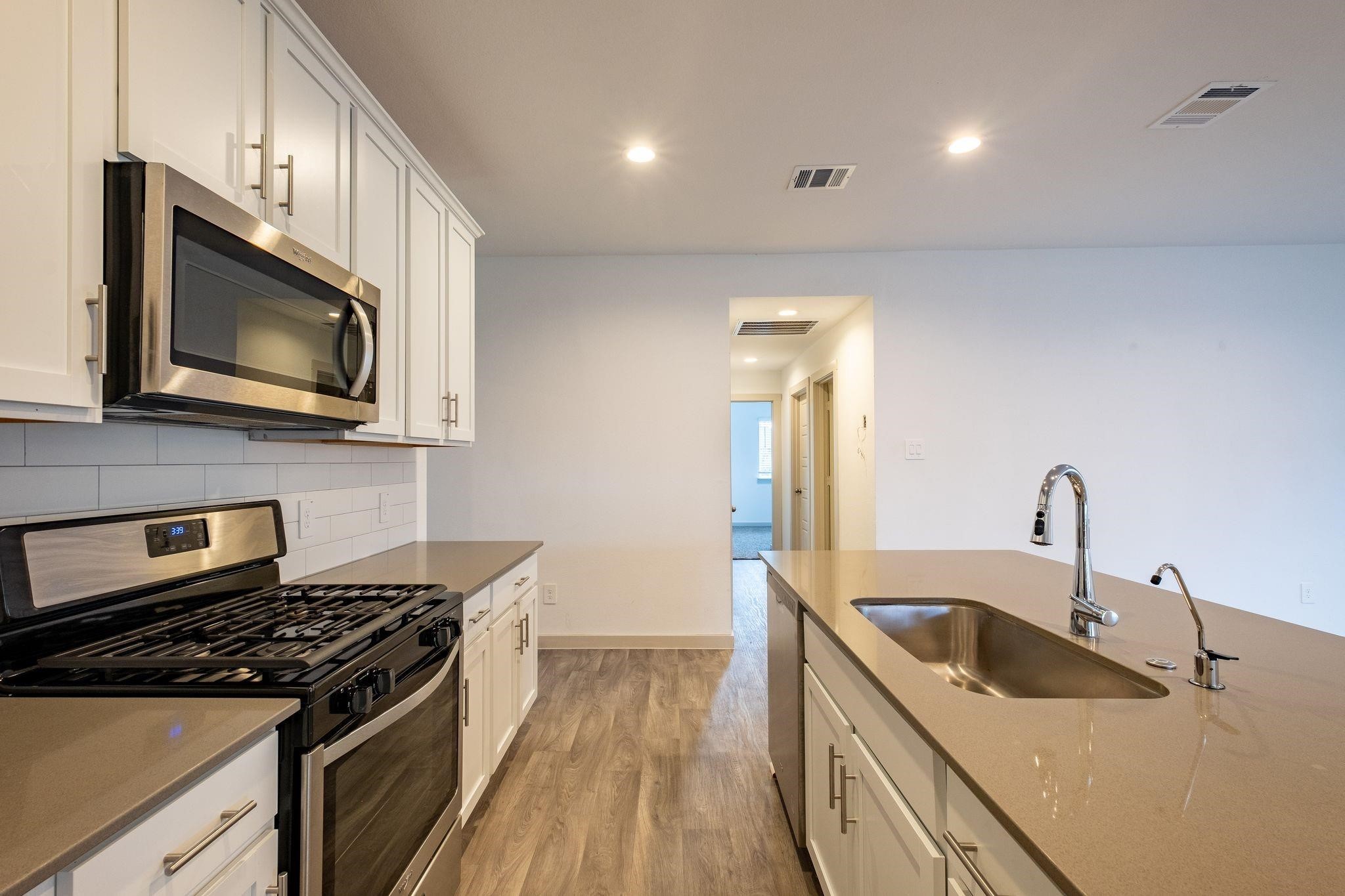 7723 Brushwood Drive, Rosharon, TX 77583