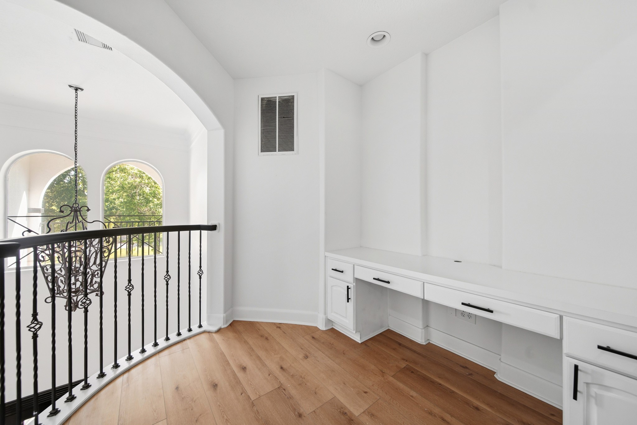 Built-in upstairs workspace ideal for homework, remote work, or creative projects.