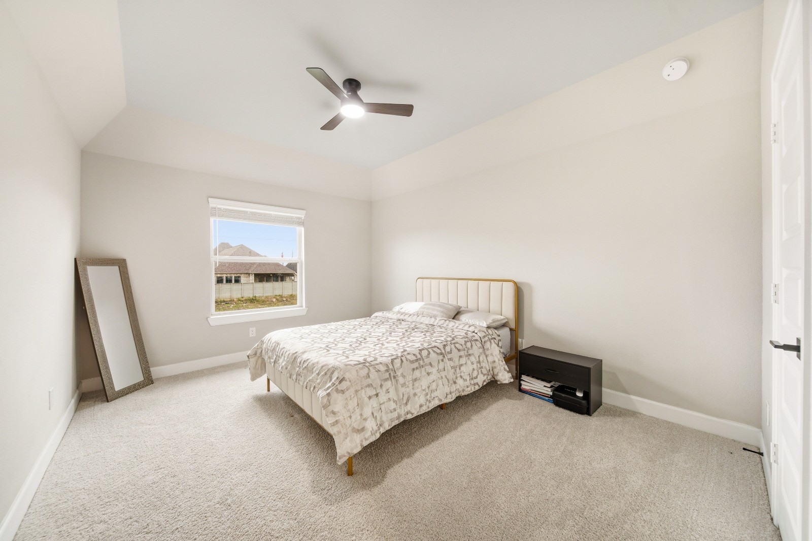702 Hooks Trail, League City, TX 77573