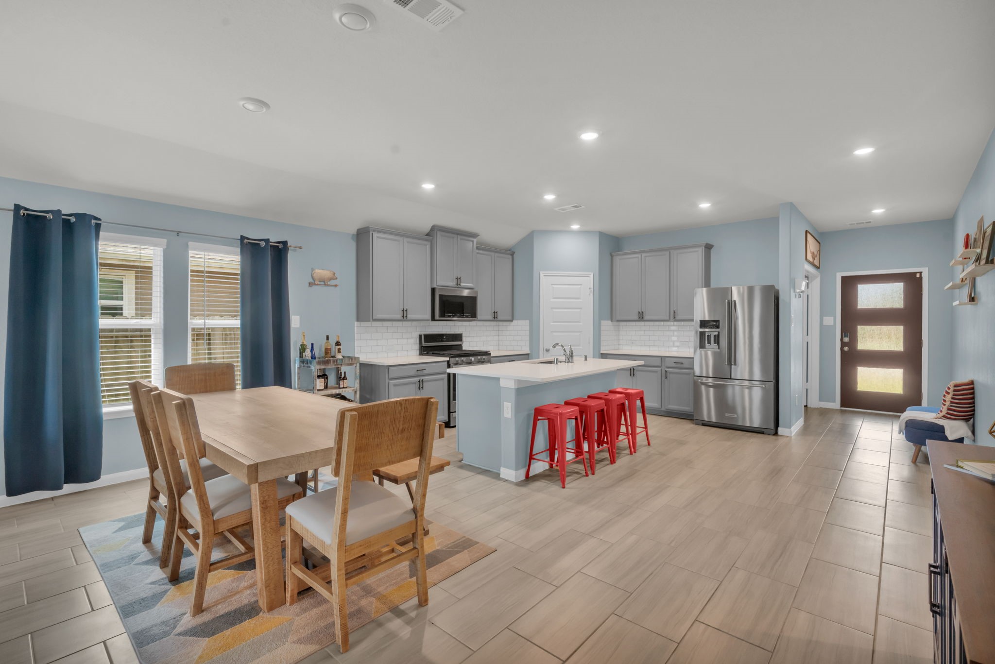Closer look at the adorable breakfast nook off the kitchen.