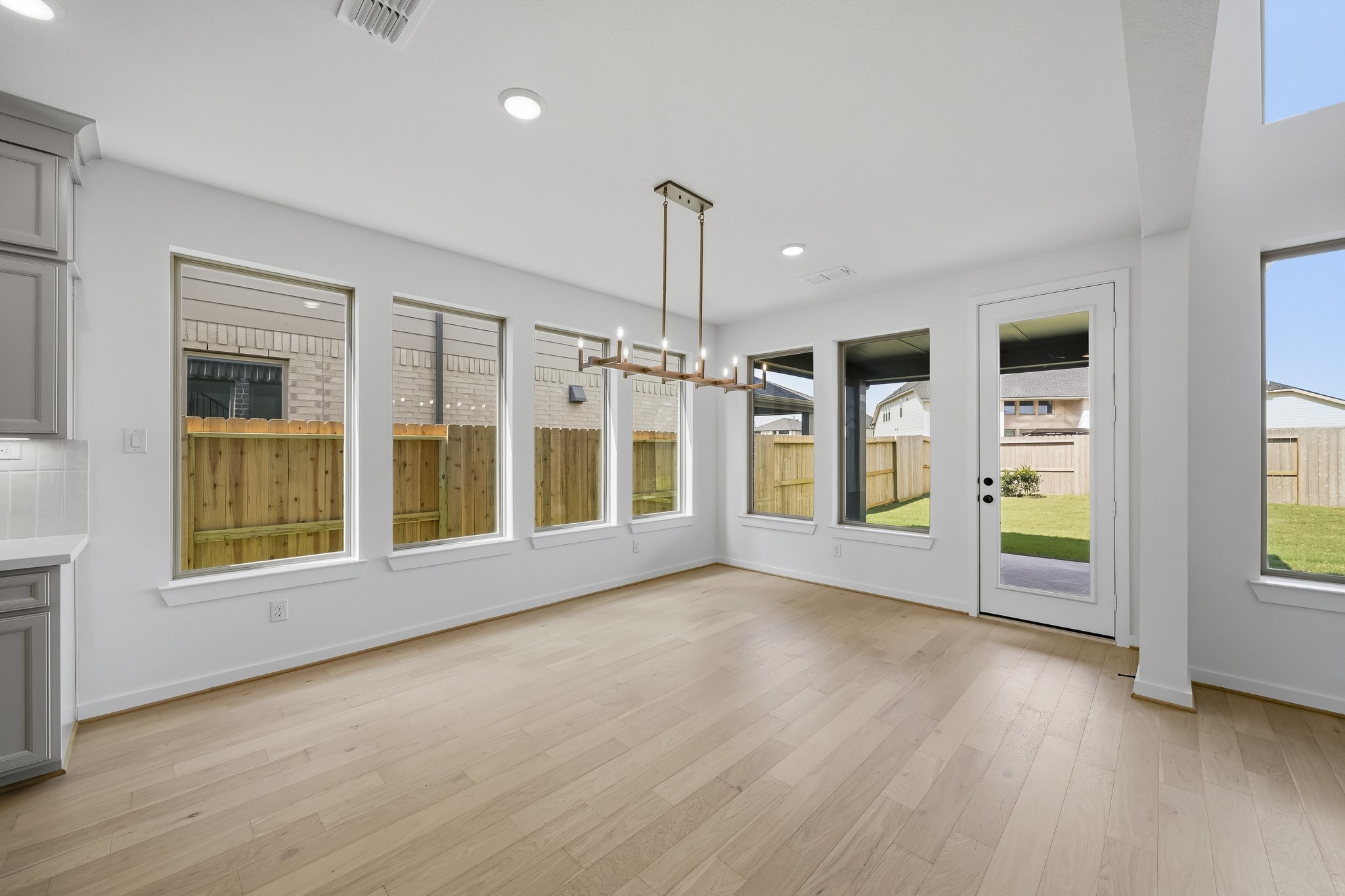 Extended Breakfast Room Ready for Memories to be Made Extended Breakfast Room Ready for Memories to be Made