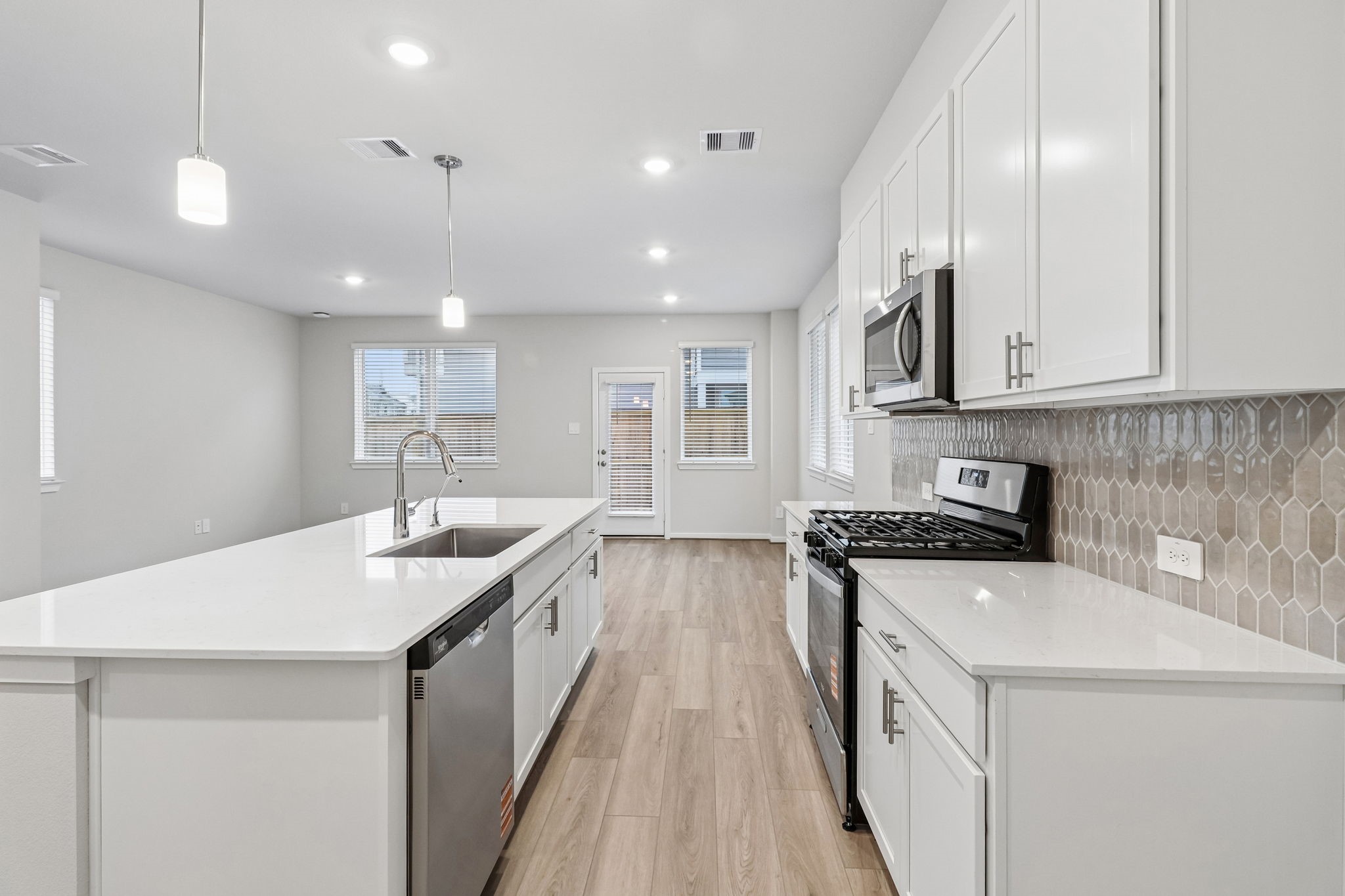 Photo is not of actual home, but is an inspirational photo of builder's model home and may depict options, furnishings, and/or decorator features that are not included.