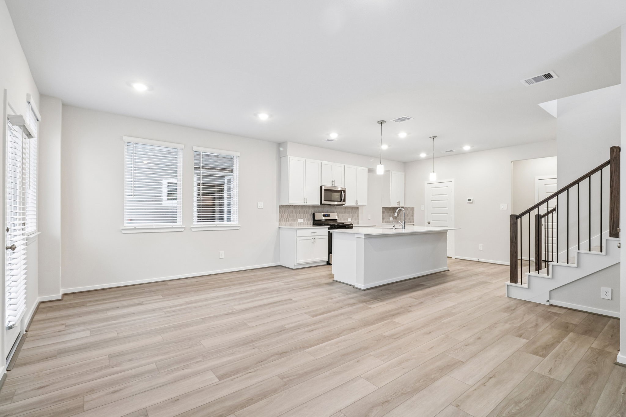 Photo is not of actual home, but is an inspirational photo of builder's model home and may depict options, furnishings, and/or decorator features that are not included. Photo is not of actual home, but is an inspirational photo of builder's model home and may depict options, furnishings, and/or decorator features that are not included.