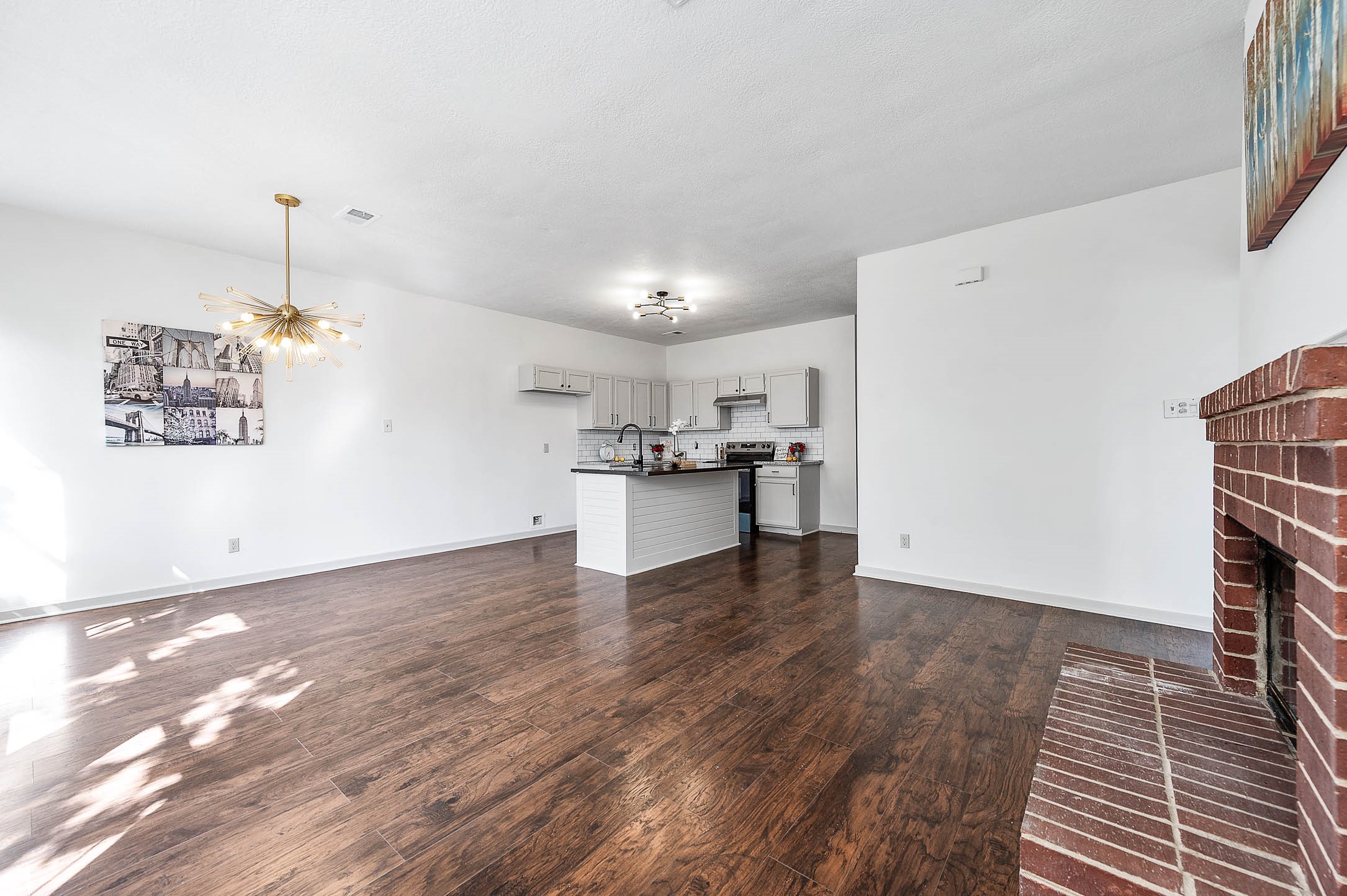 16039 Mountain Shadows Drive, Houston, TX 77084