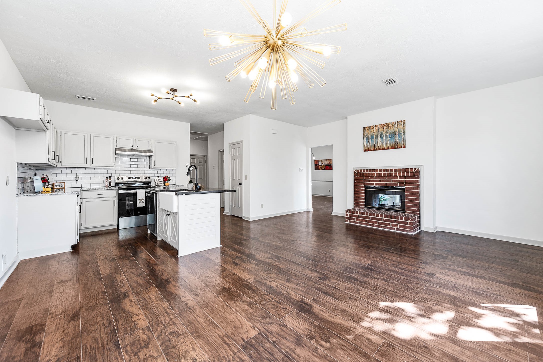 16039 Mountain Shadows Drive, Houston, TX 77084