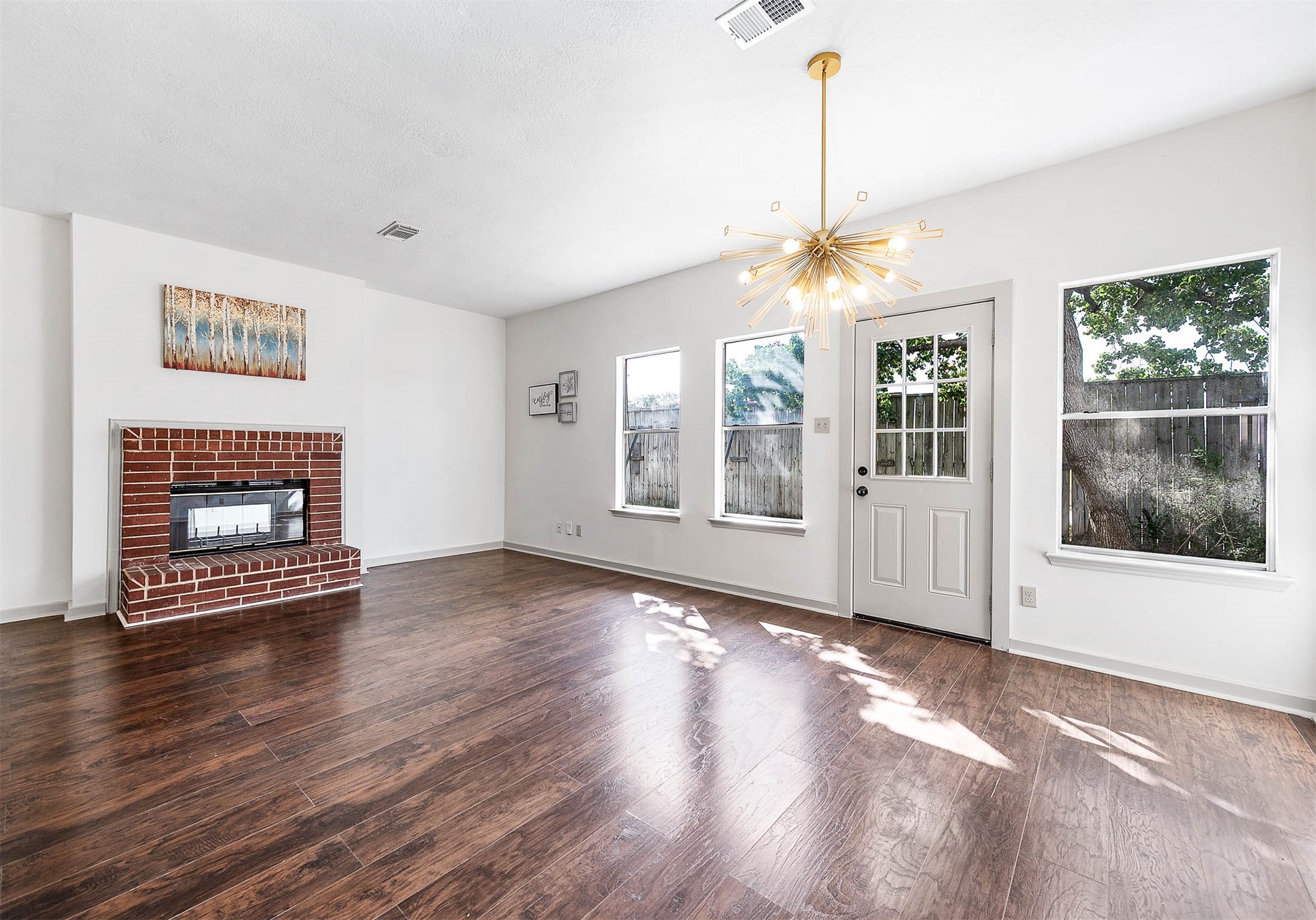 16039 Mountain Shadows Drive, Houston, TX 77084