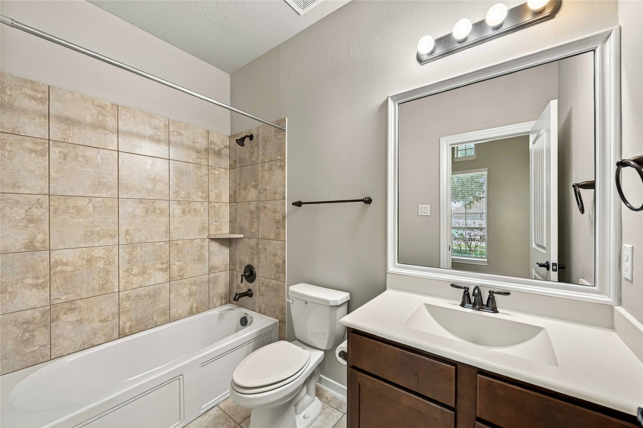 2nd bathroom
