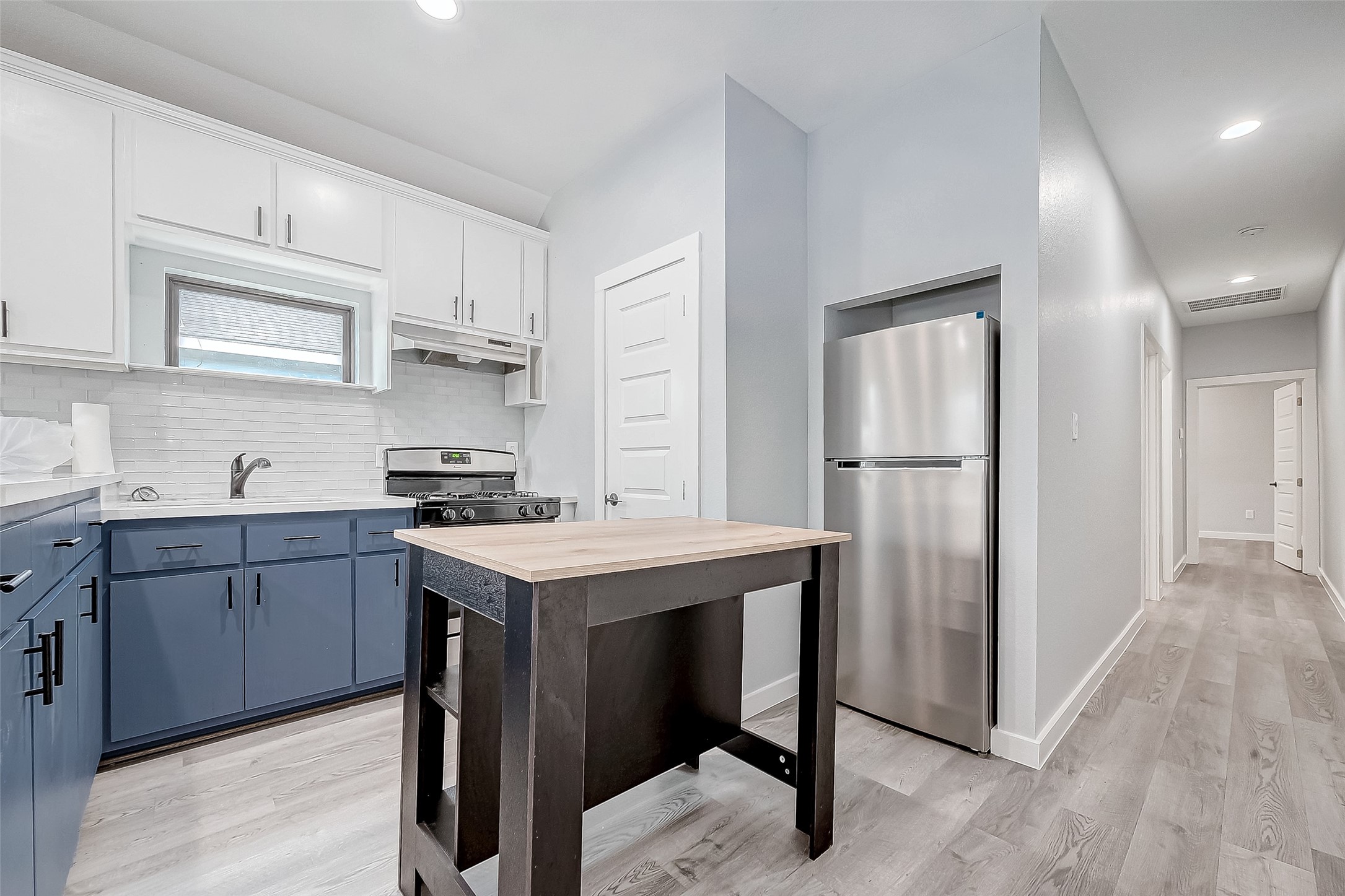 6725 Avenue K, Houston, TX 77011
