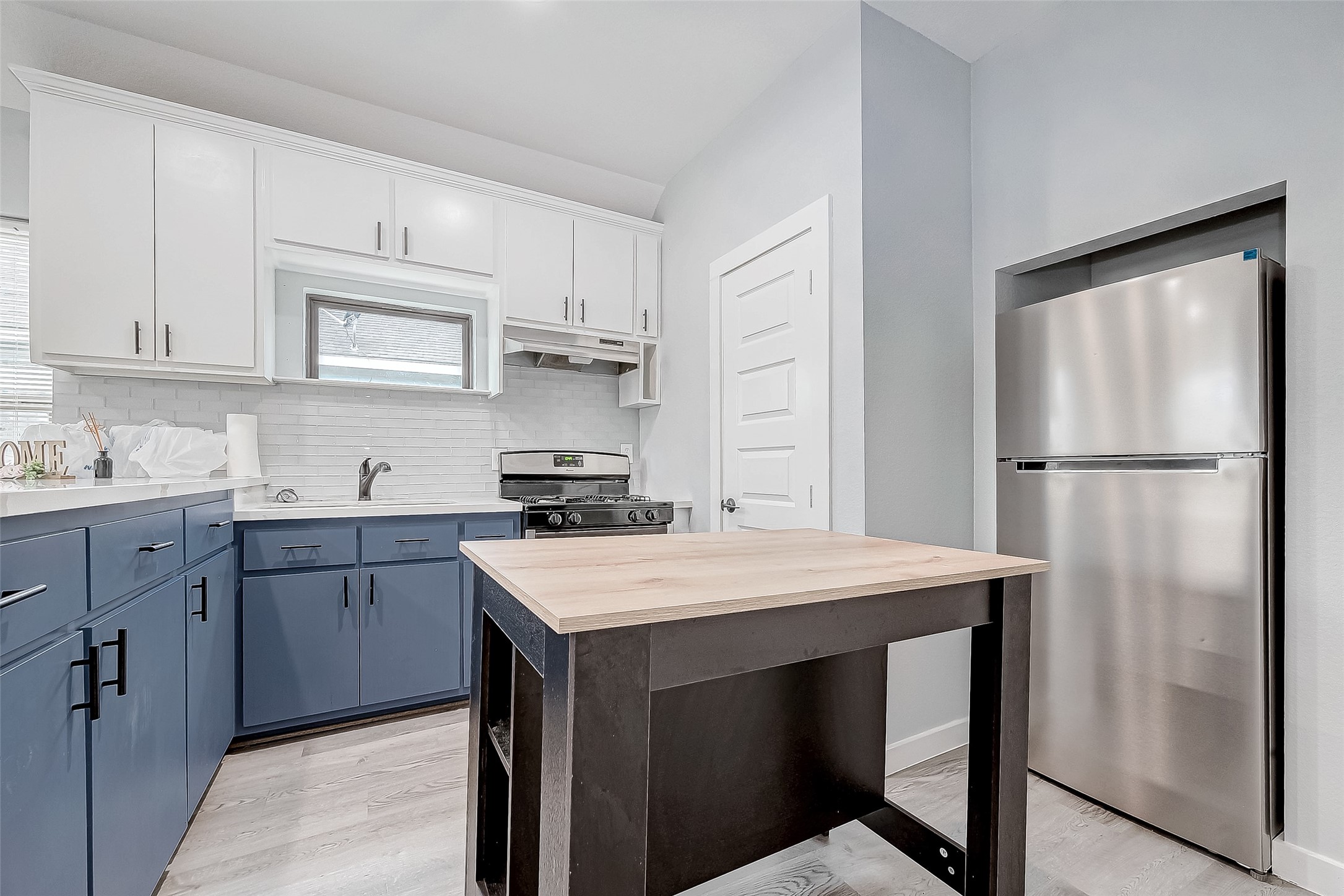 6725 Avenue K, Houston, TX 77011