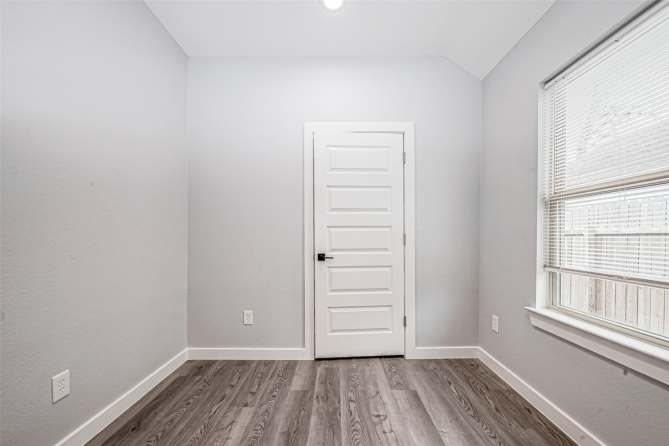 6725 Avenue K, Houston, TX 77011