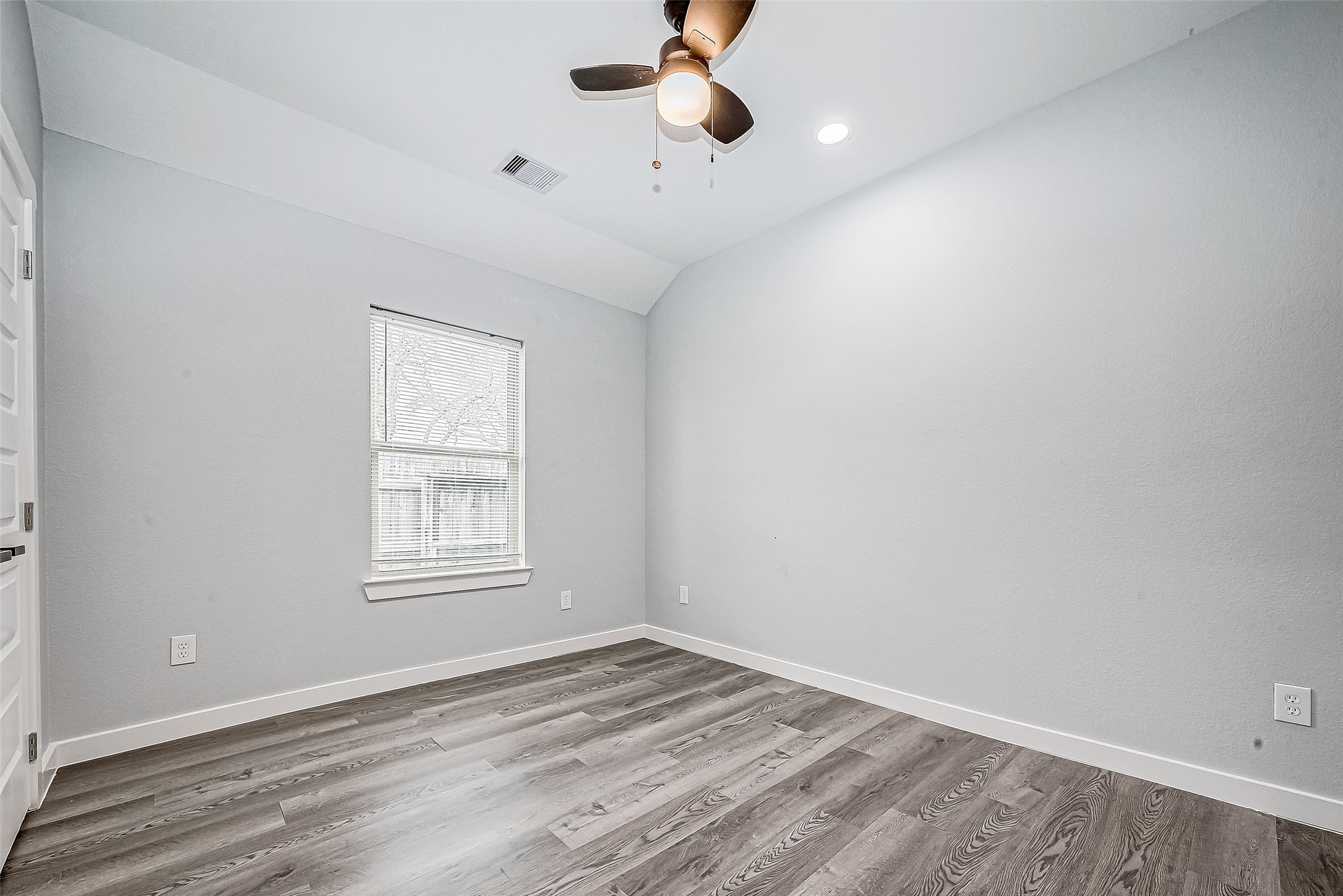 6725 Avenue K, Houston, TX 77011