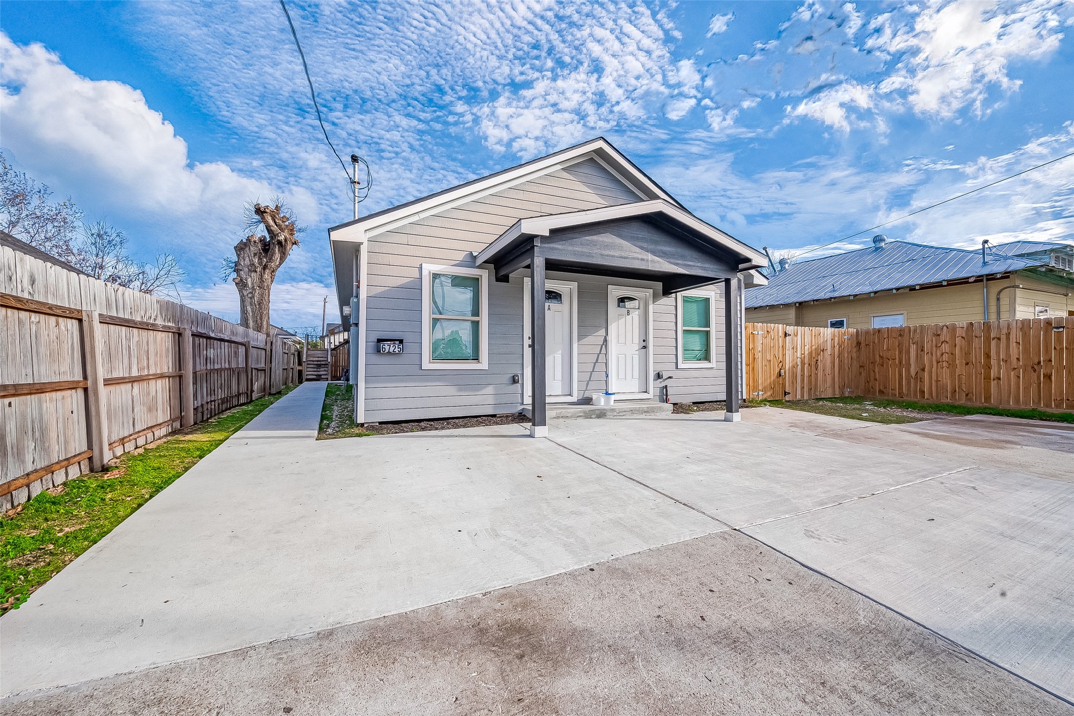 6725 Avenue K, Houston, TX 77011