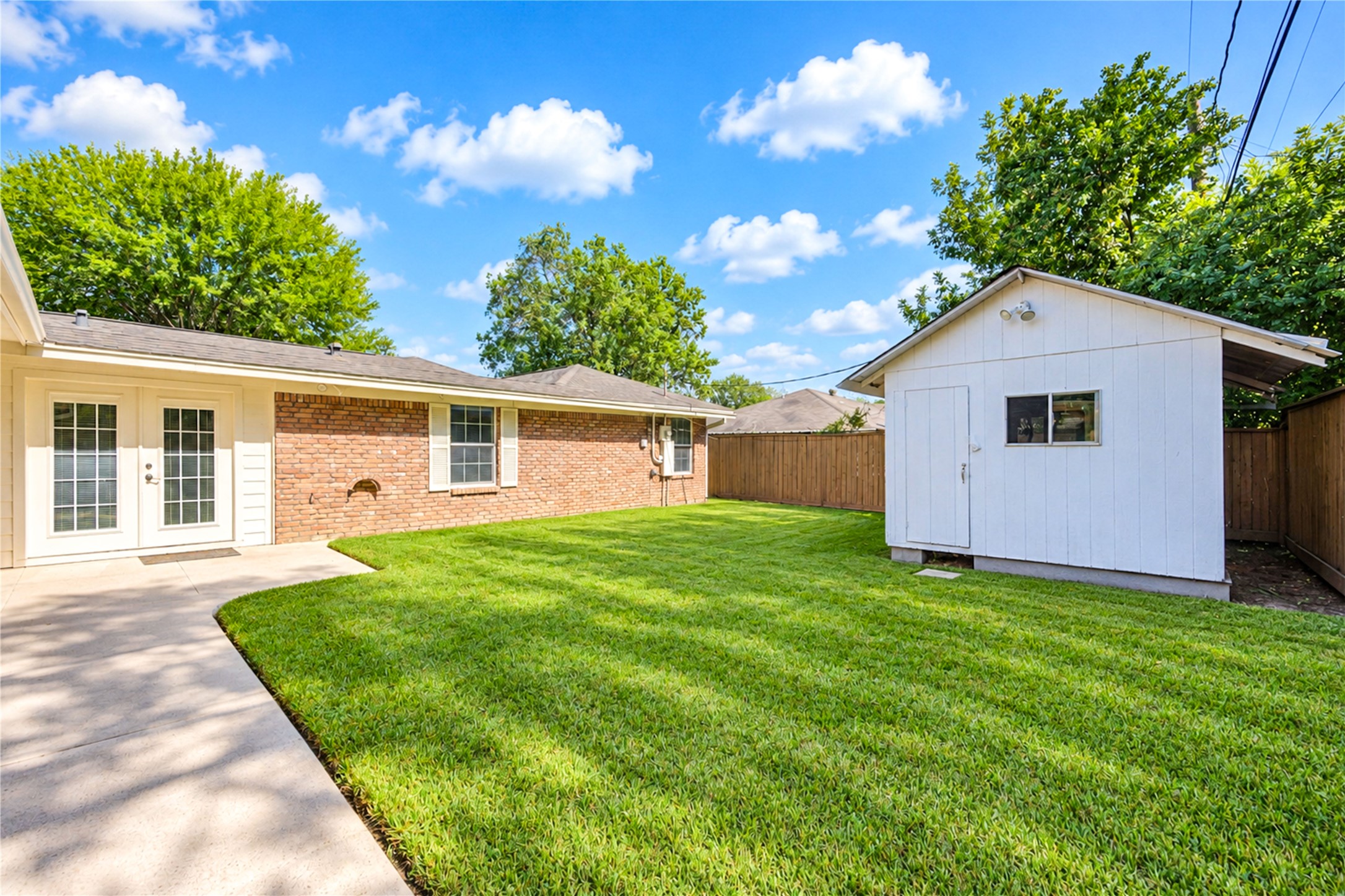 703 Oriole Lane, Pasadena, TX 77502