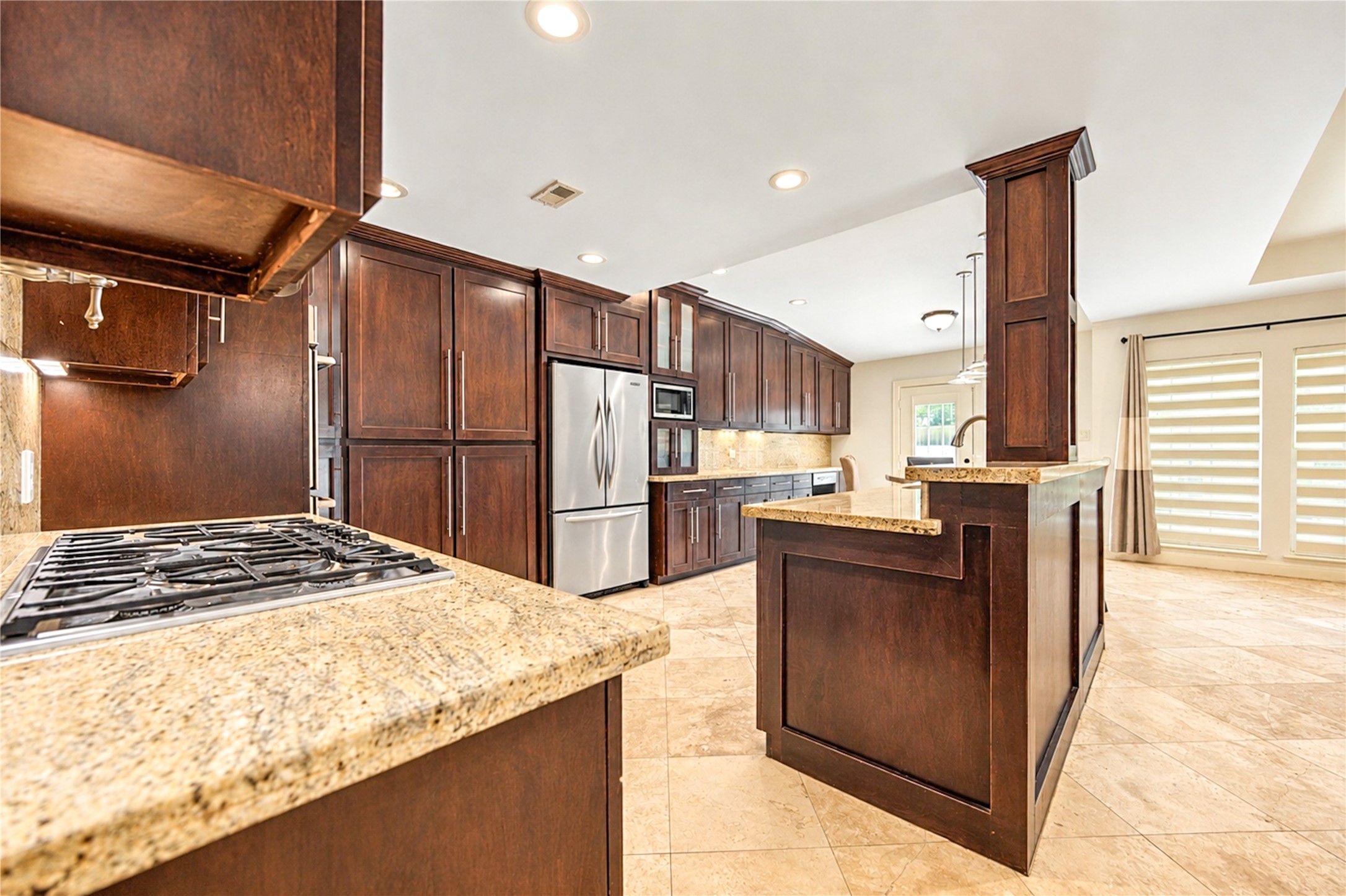 703 Oriole Lane, Pasadena, TX 77502