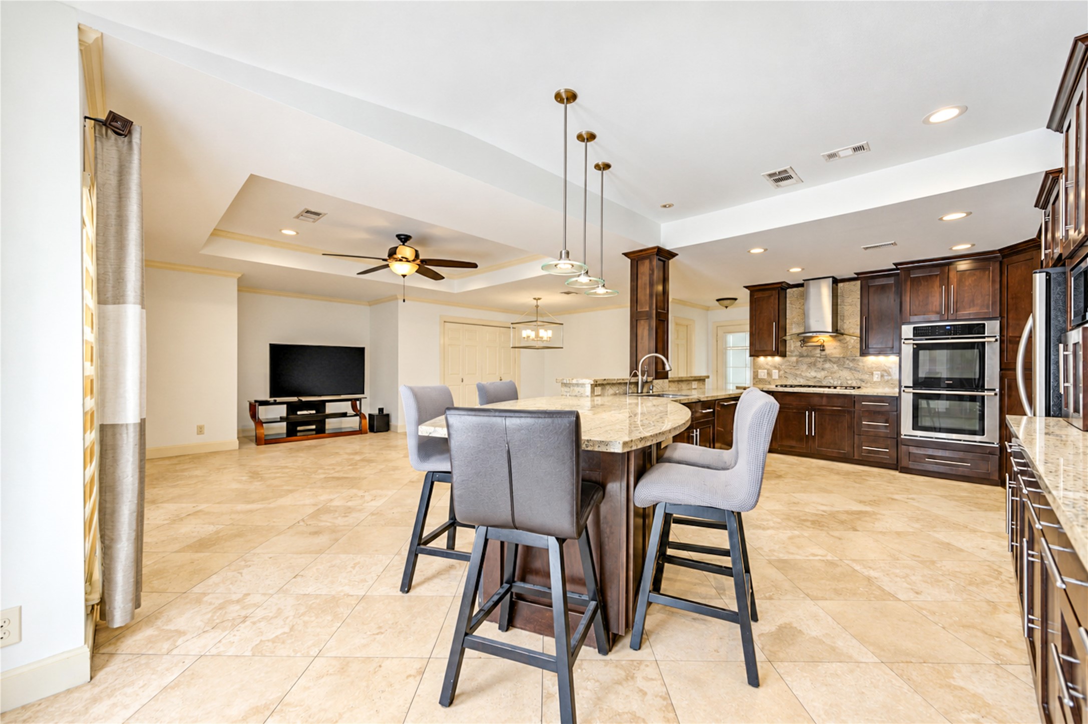 703 Oriole Lane, Pasadena, TX 77502