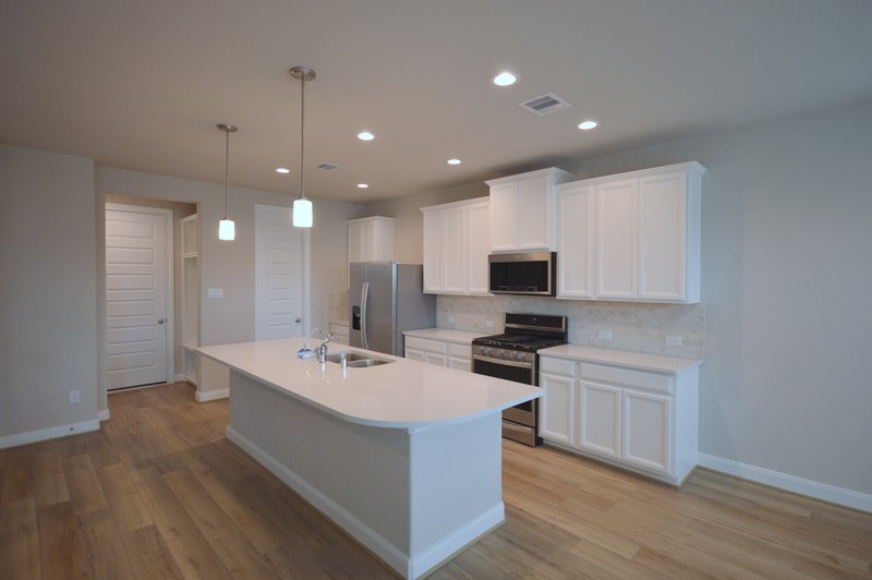 9828 Rugged Oaks Drive, Houston, TX 77080