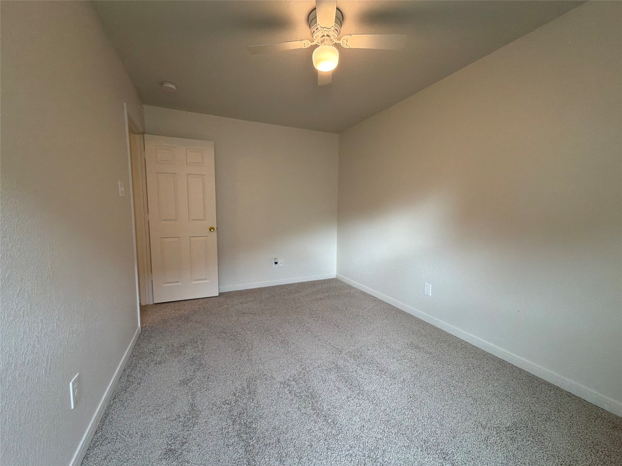 19043 Taverns Crossing Lane, Houston, TX 77084