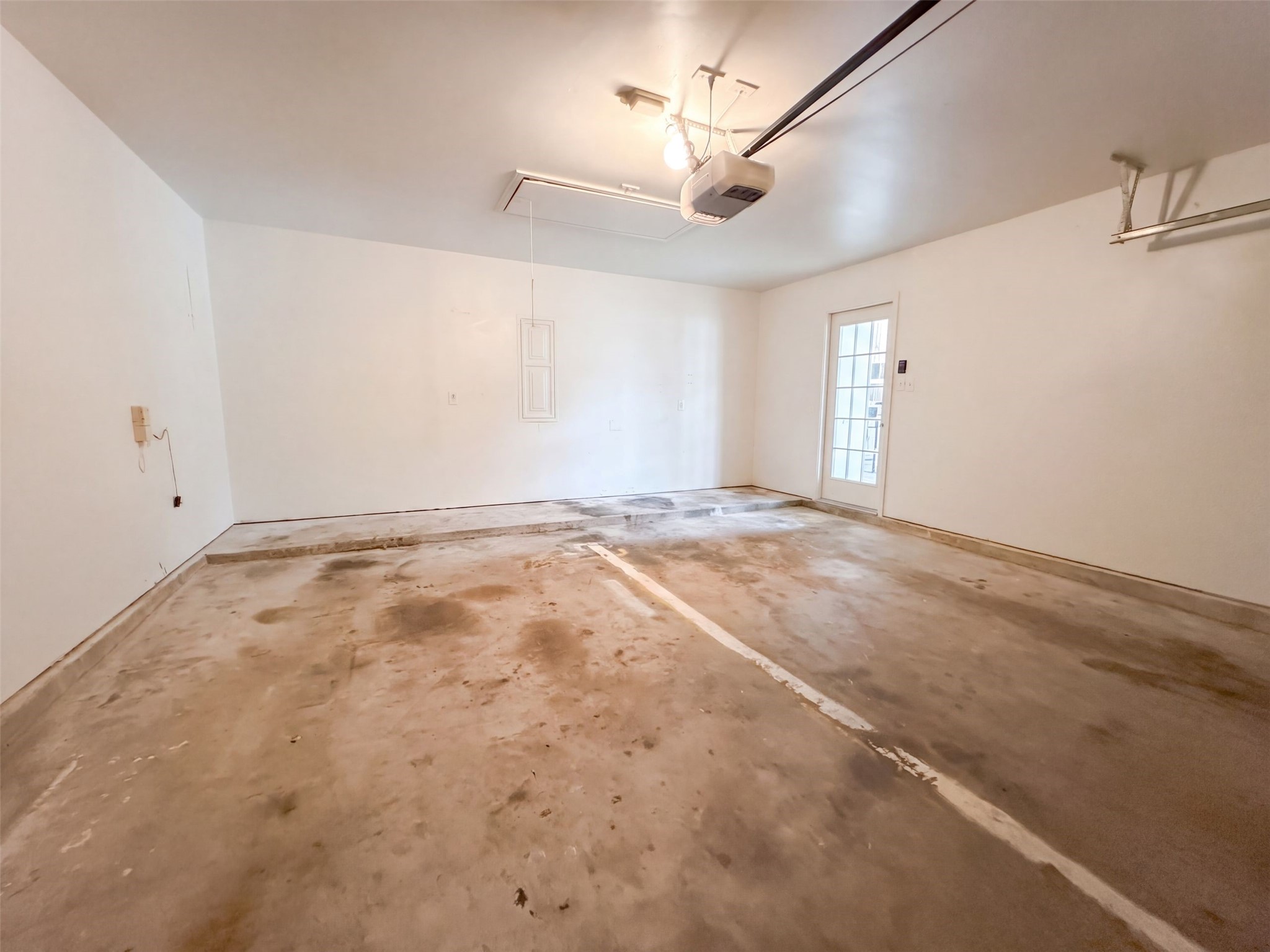 19043 Taverns Crossing Lane, Houston, TX 77084