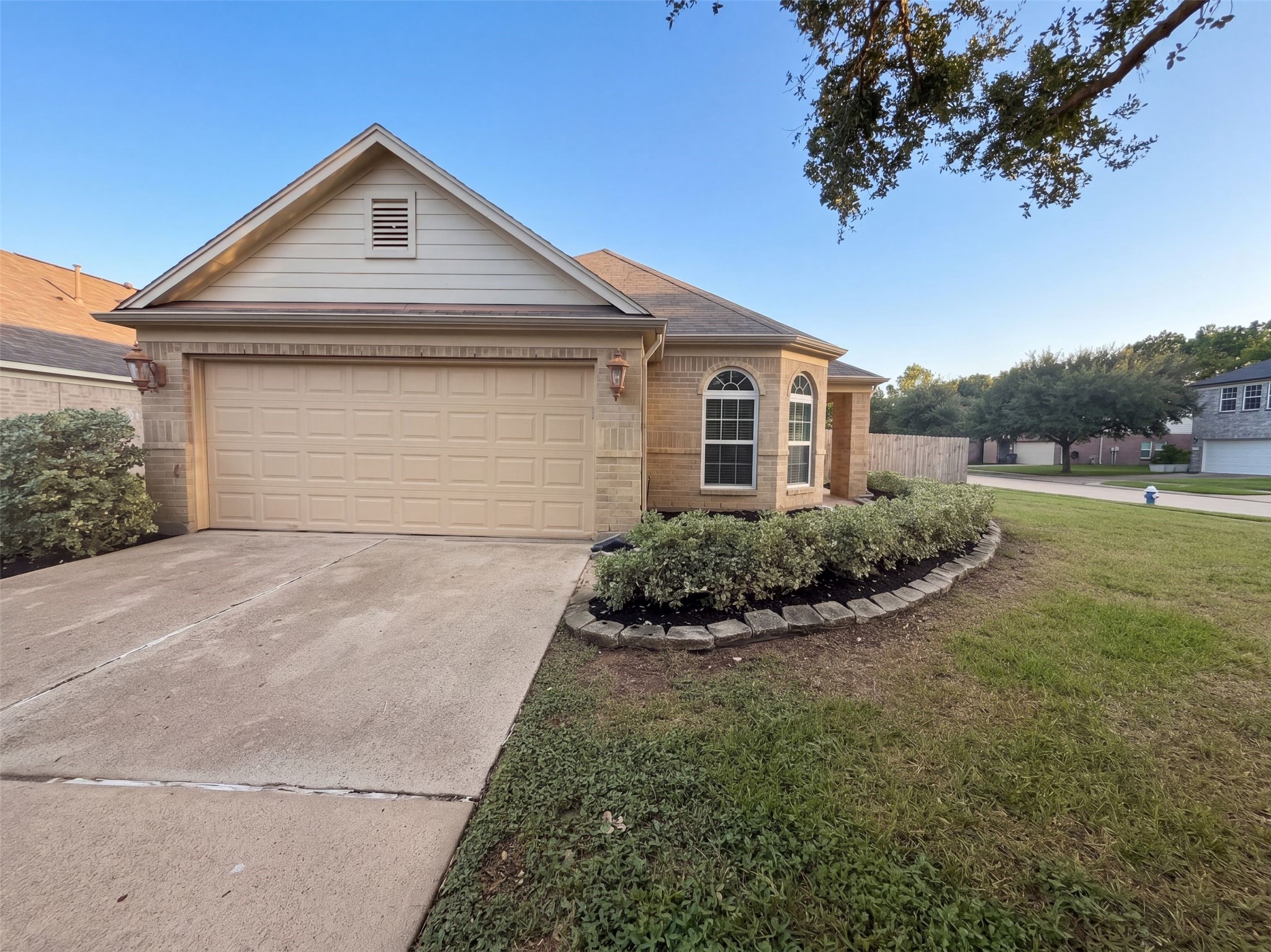 19043 Taverns Crossing Lane, Houston, TX 77084