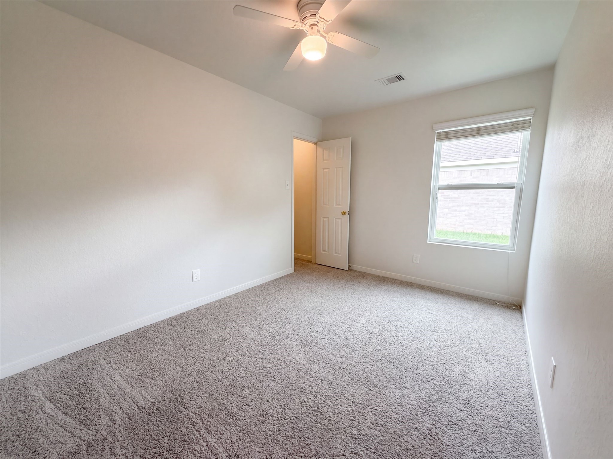 19043 Taverns Crossing Lane, Houston, TX 77084