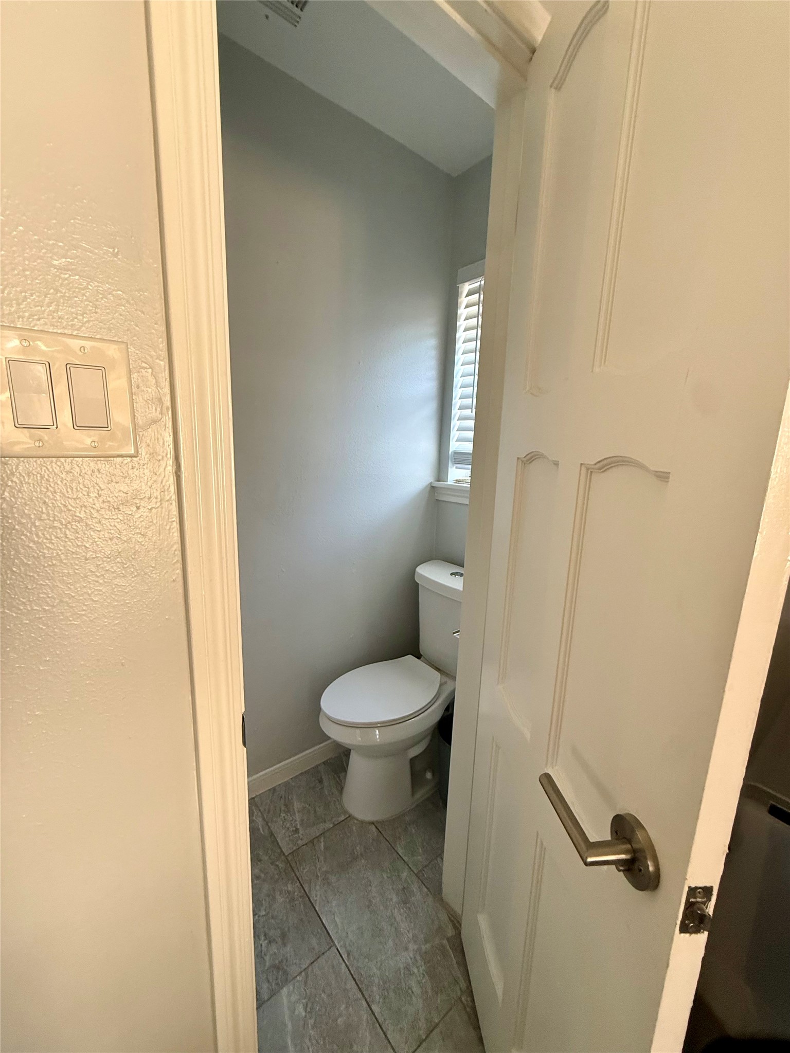 10818 Chevy Chase Drive, Houston, TX 77042