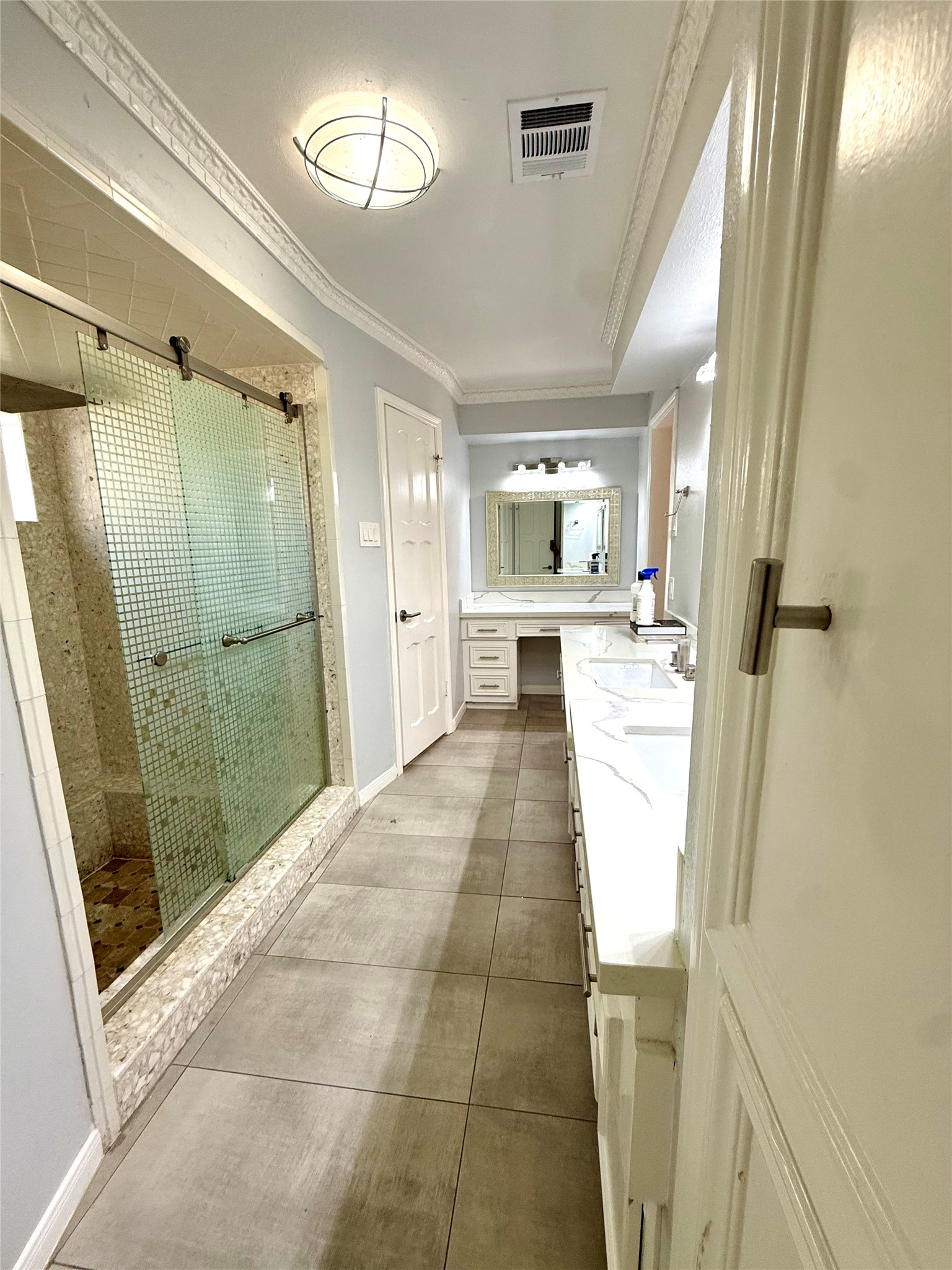 10818 Chevy Chase Drive, Houston, TX 77042