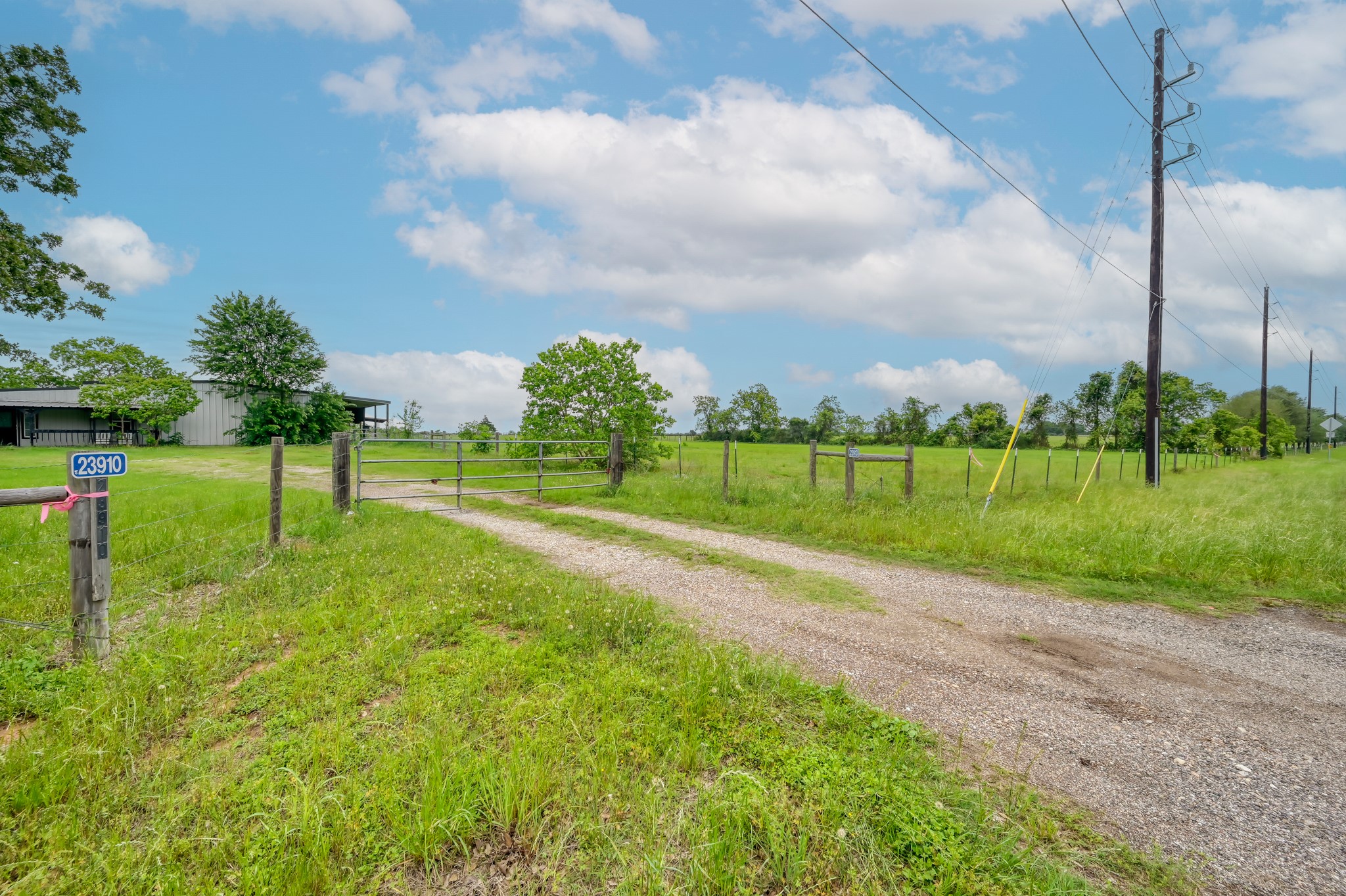 23910 Fm 362 Road, Waller, TX 77484 23910 Fm 362 Road, Waller, TX 77484