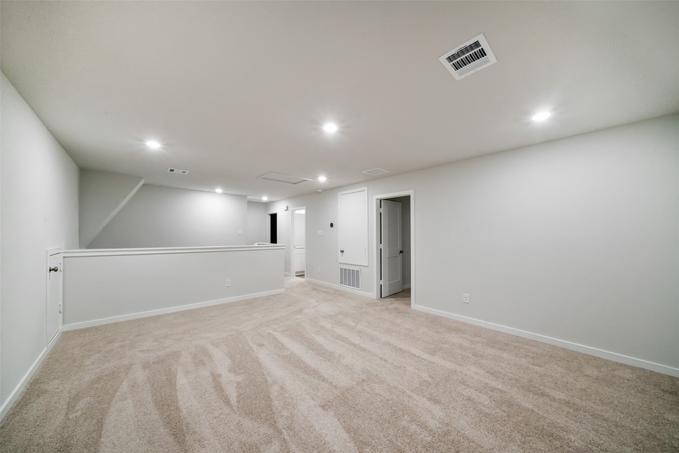 496 Shoreview Drive, Conroe, TX 77303