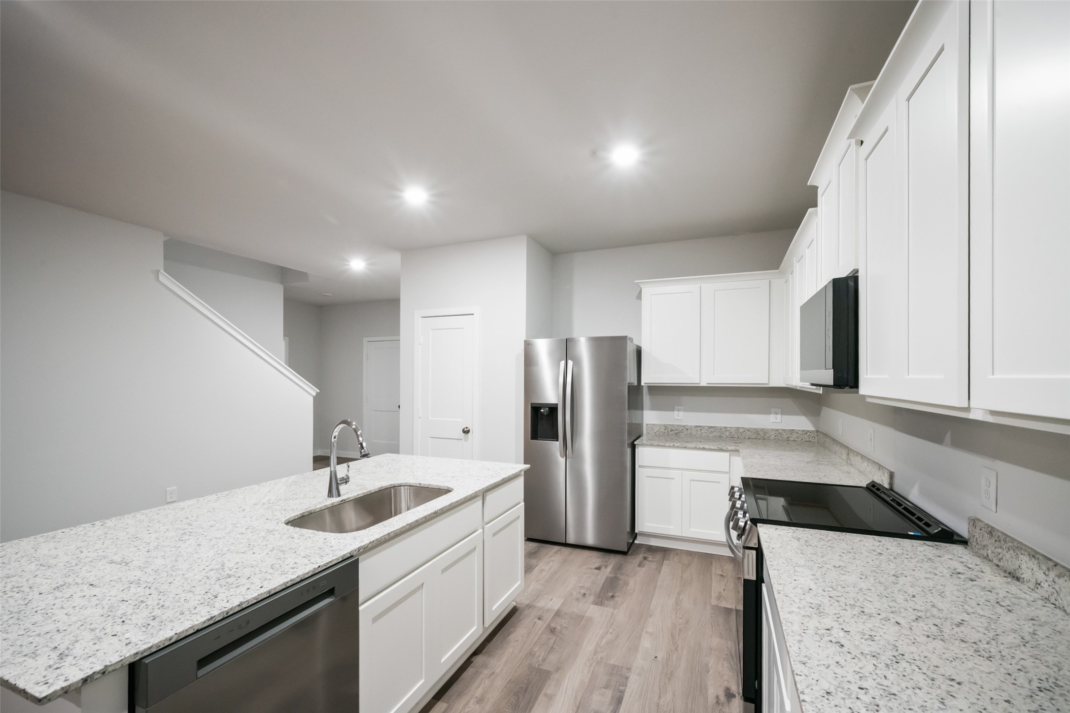 496 Shoreview Drive, Conroe, TX 77303
