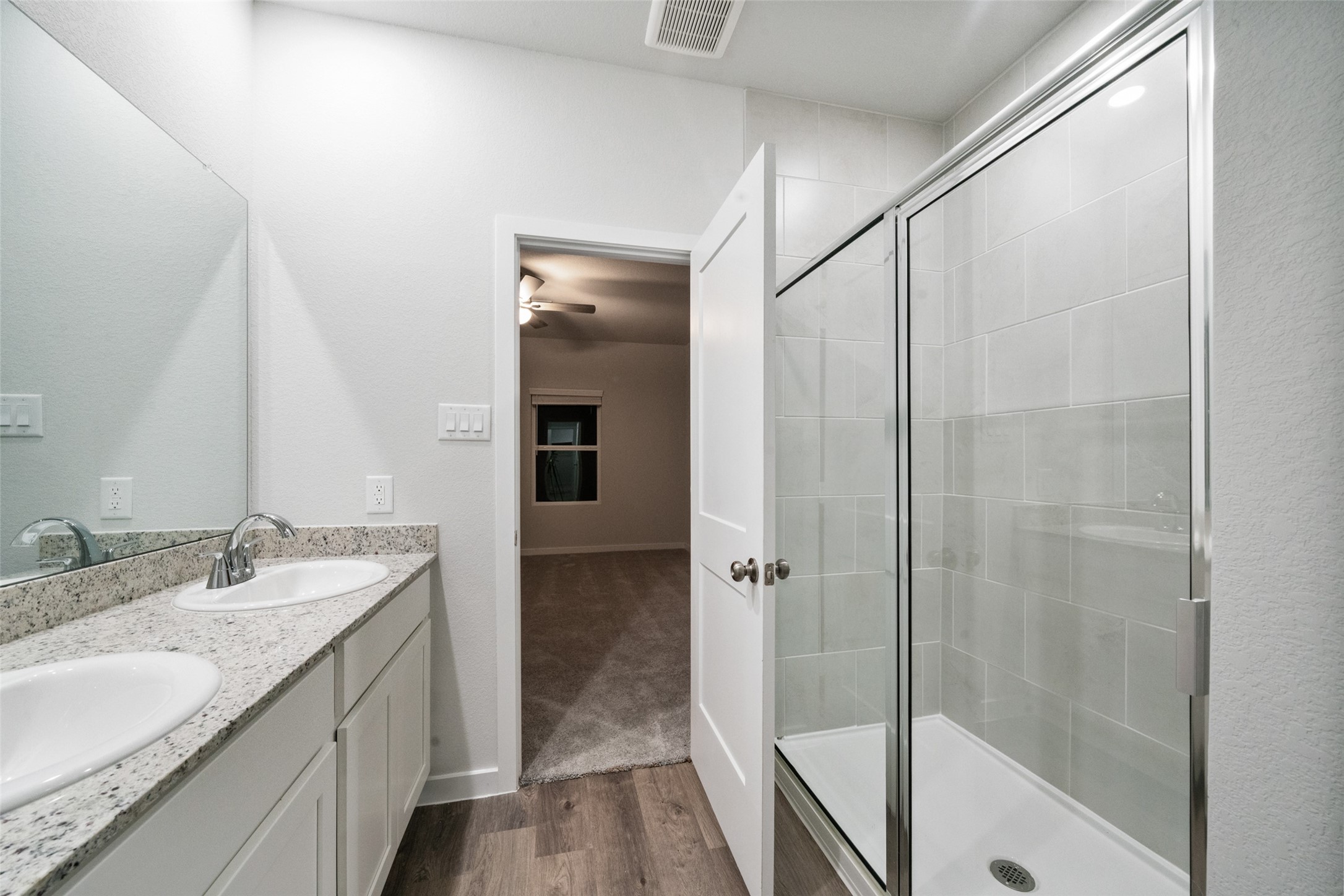 496 Shoreview Drive, Conroe, TX 77303