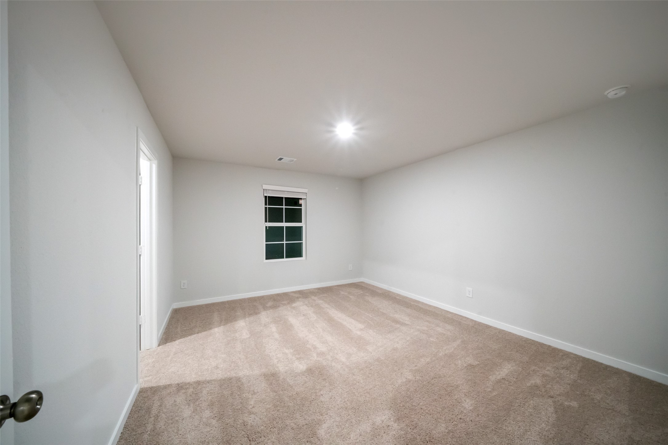 496 Shoreview Drive, Conroe, TX 77303