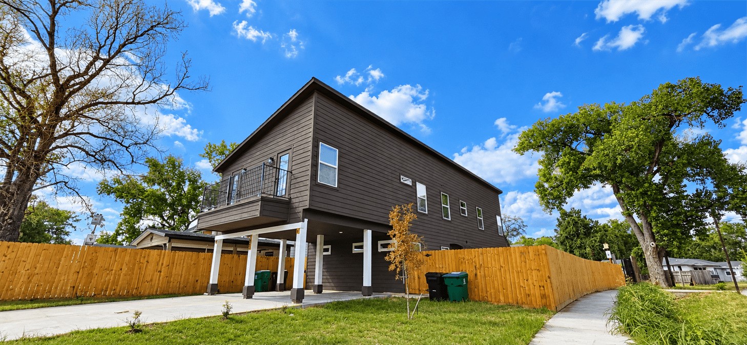 1052 North Ln Unit B, Houston, TX 77088